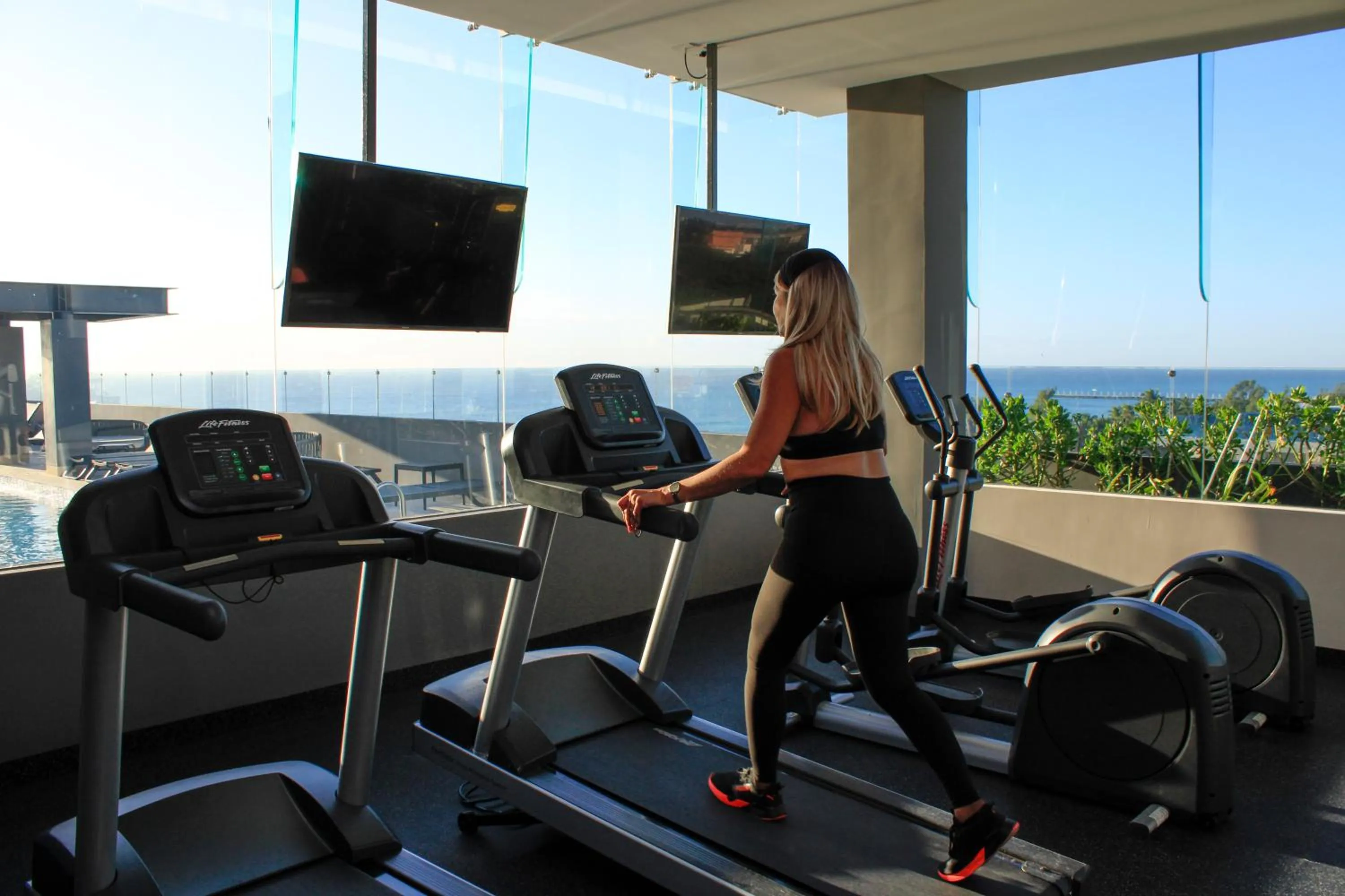 Fitness centre/facilities in Singular Dream Vacation Rentals