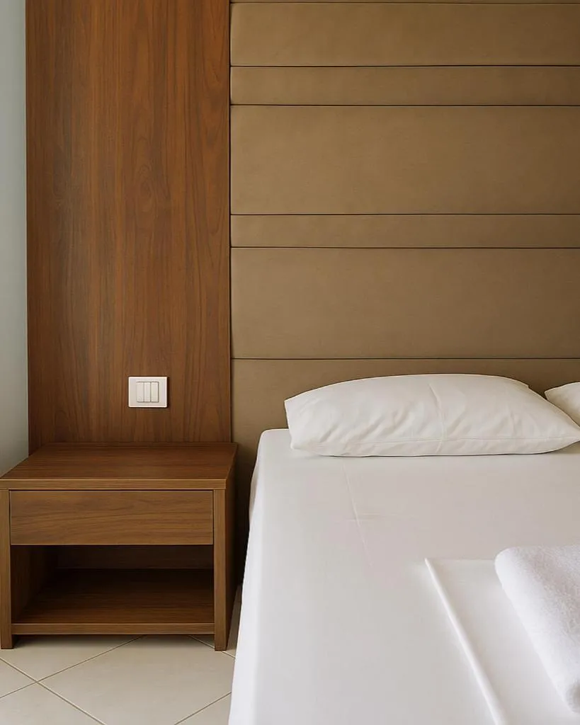 AMMEN Rooms