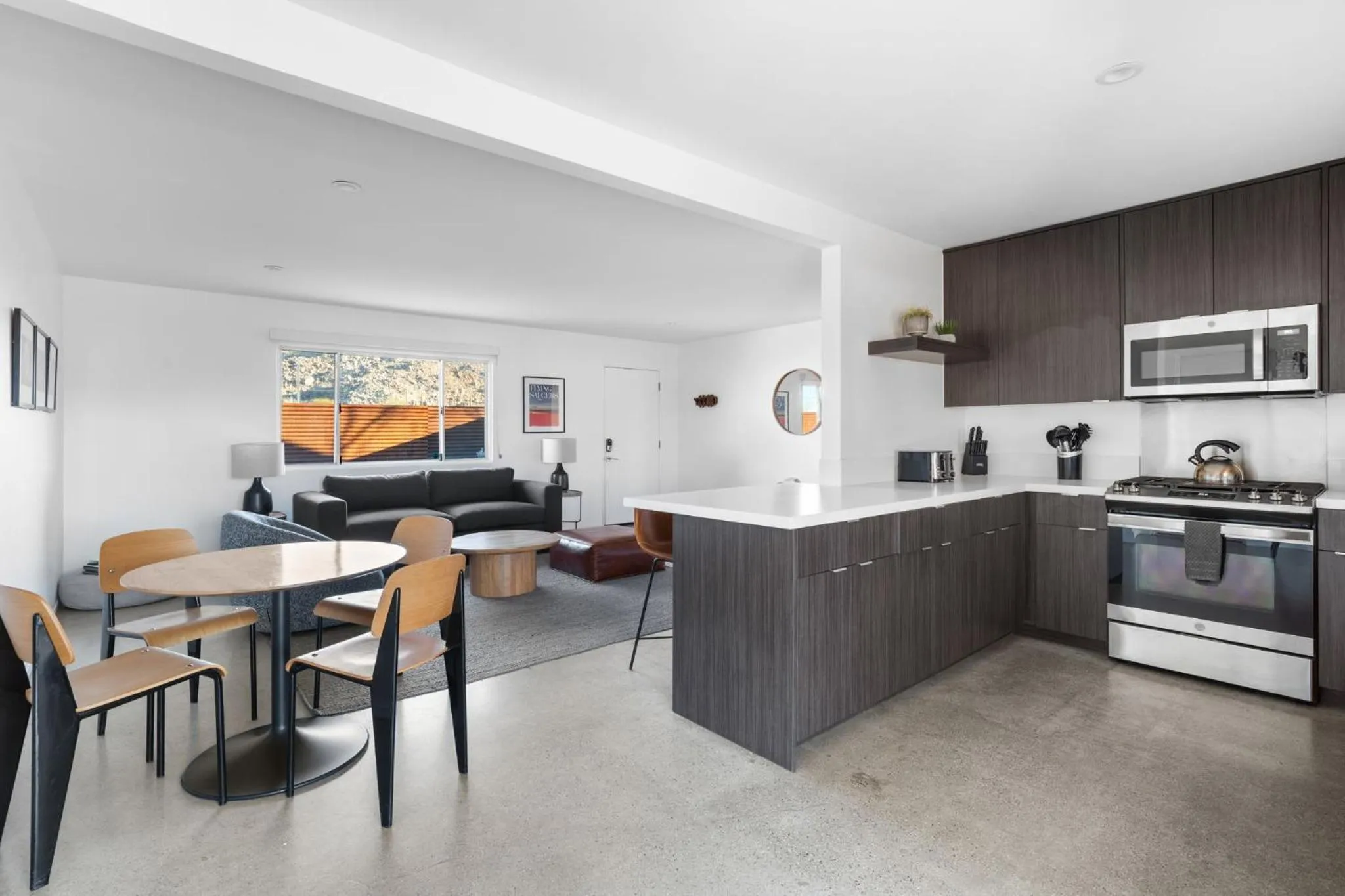 Hidden Valley Cottage - Modern Home in JT Hot Tub