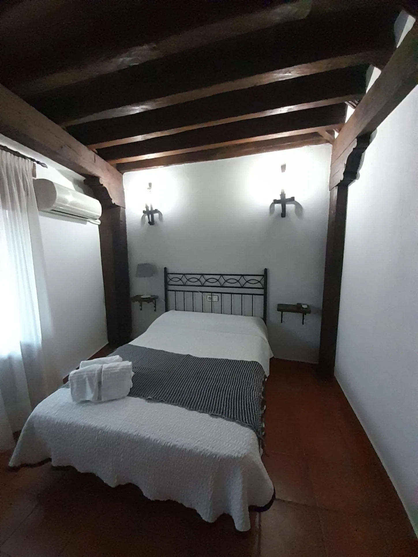 Bedroom, Bed in Hotel Rural Sierra de Francia