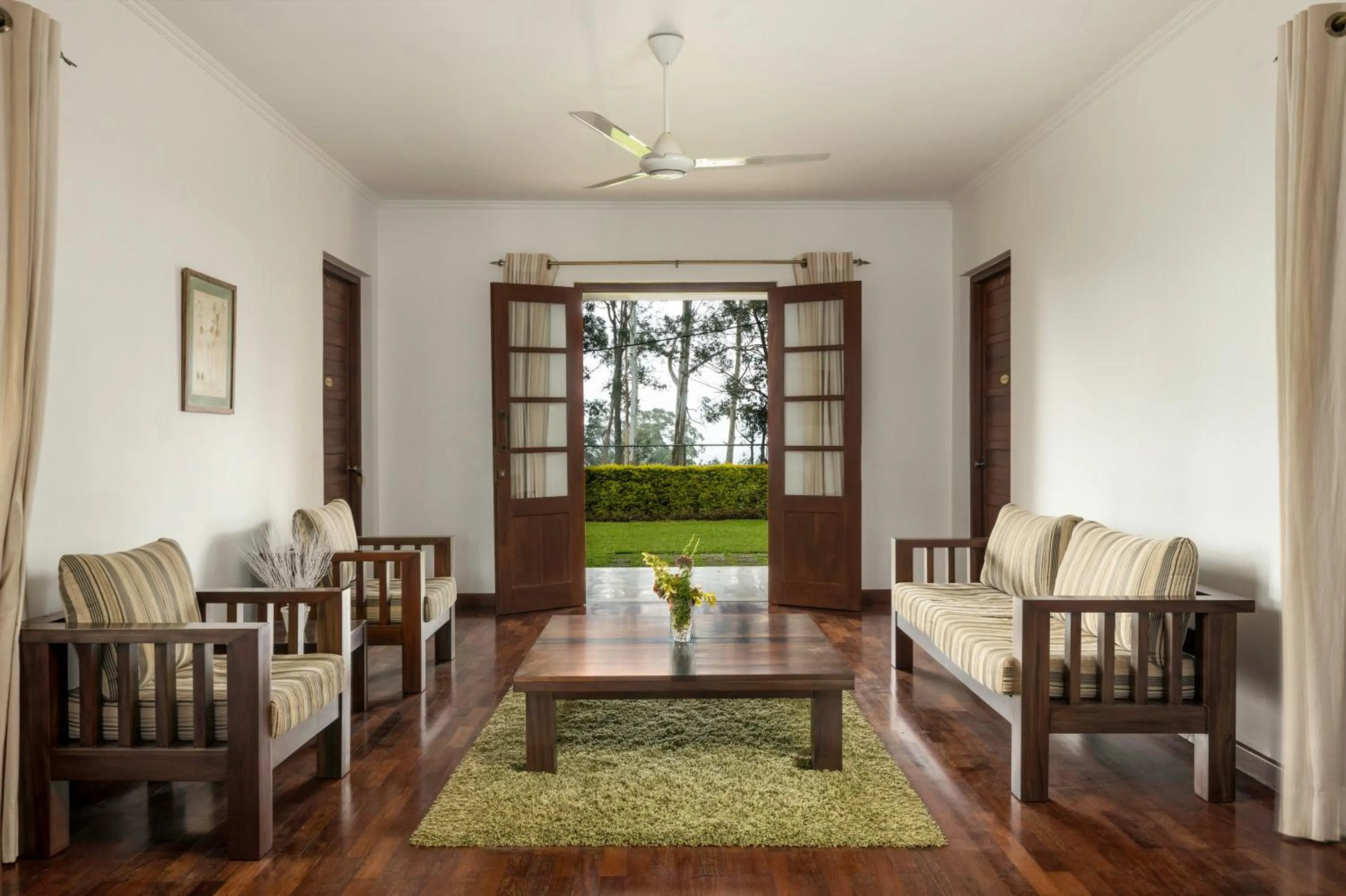 Lobby or reception in Olive Bungalow