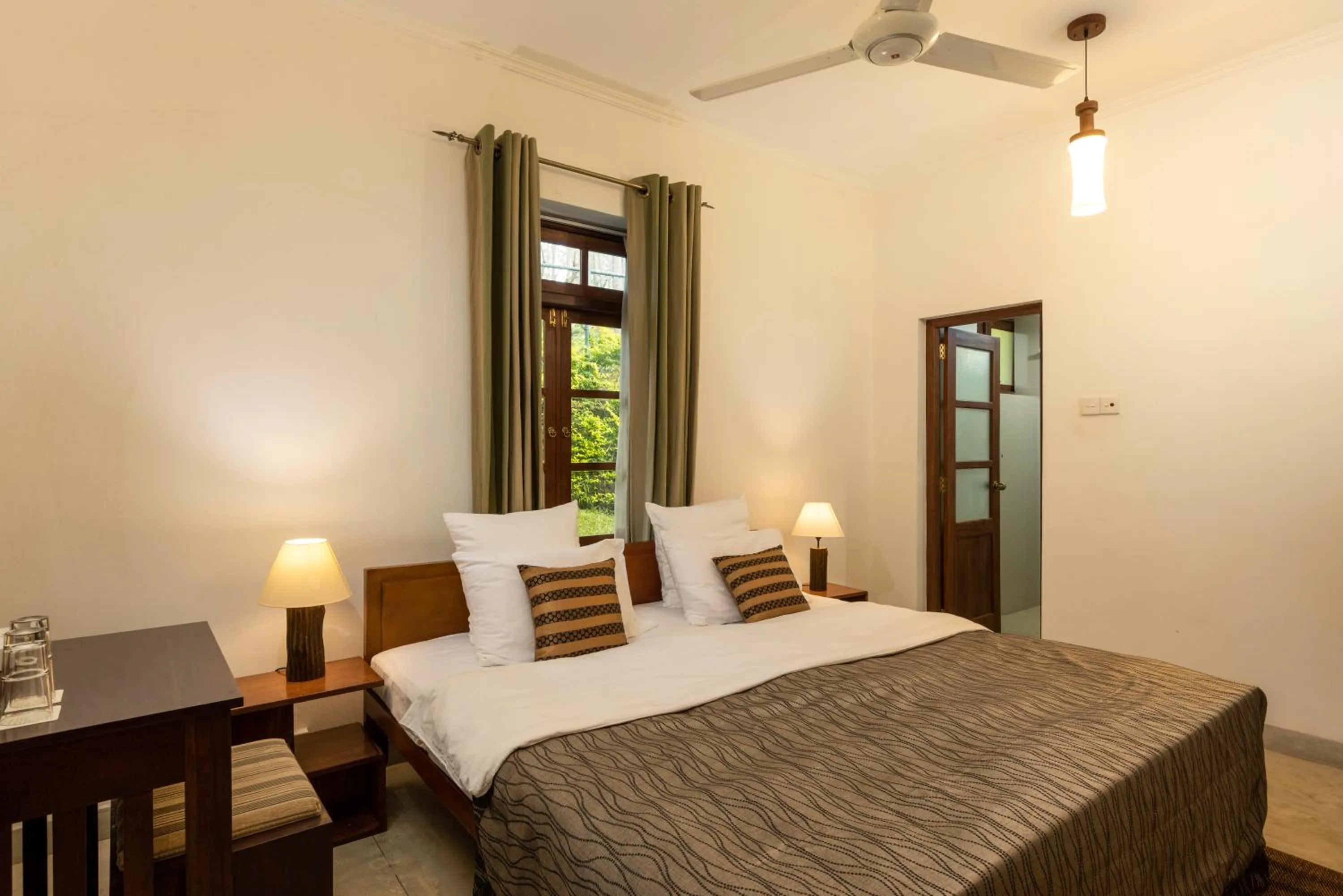 Bedroom, Bed in Olive Bungalow