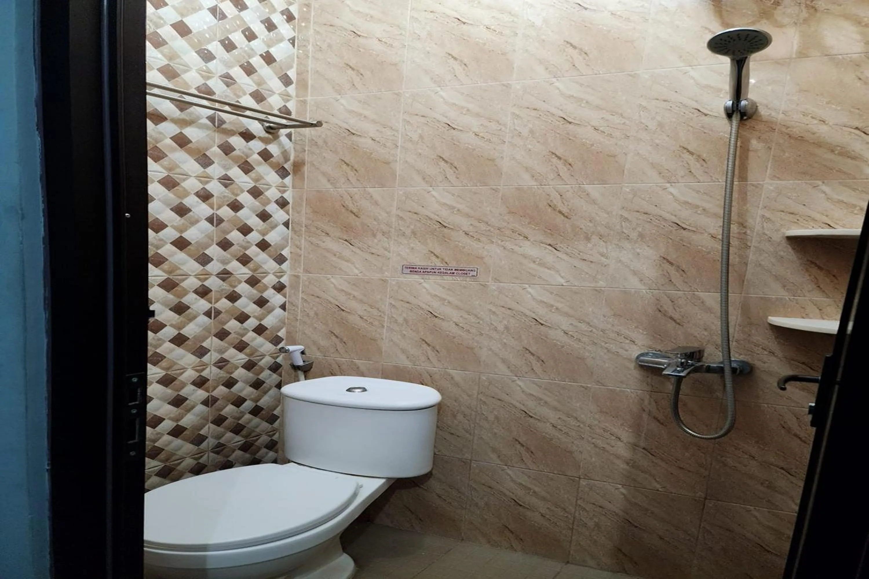 Toilet in BARADA ROOMS