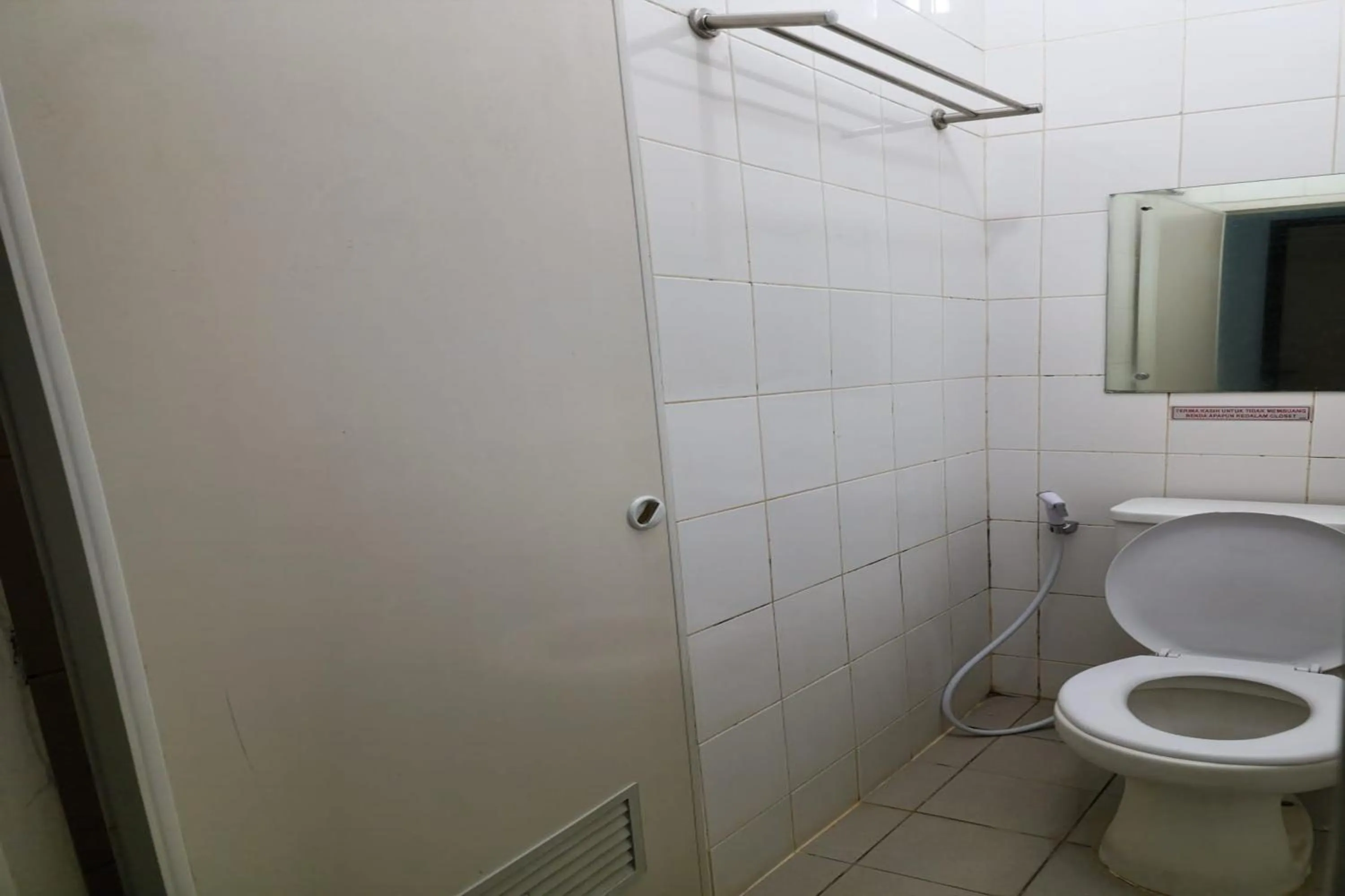 Toilet in BARADA ROOMS