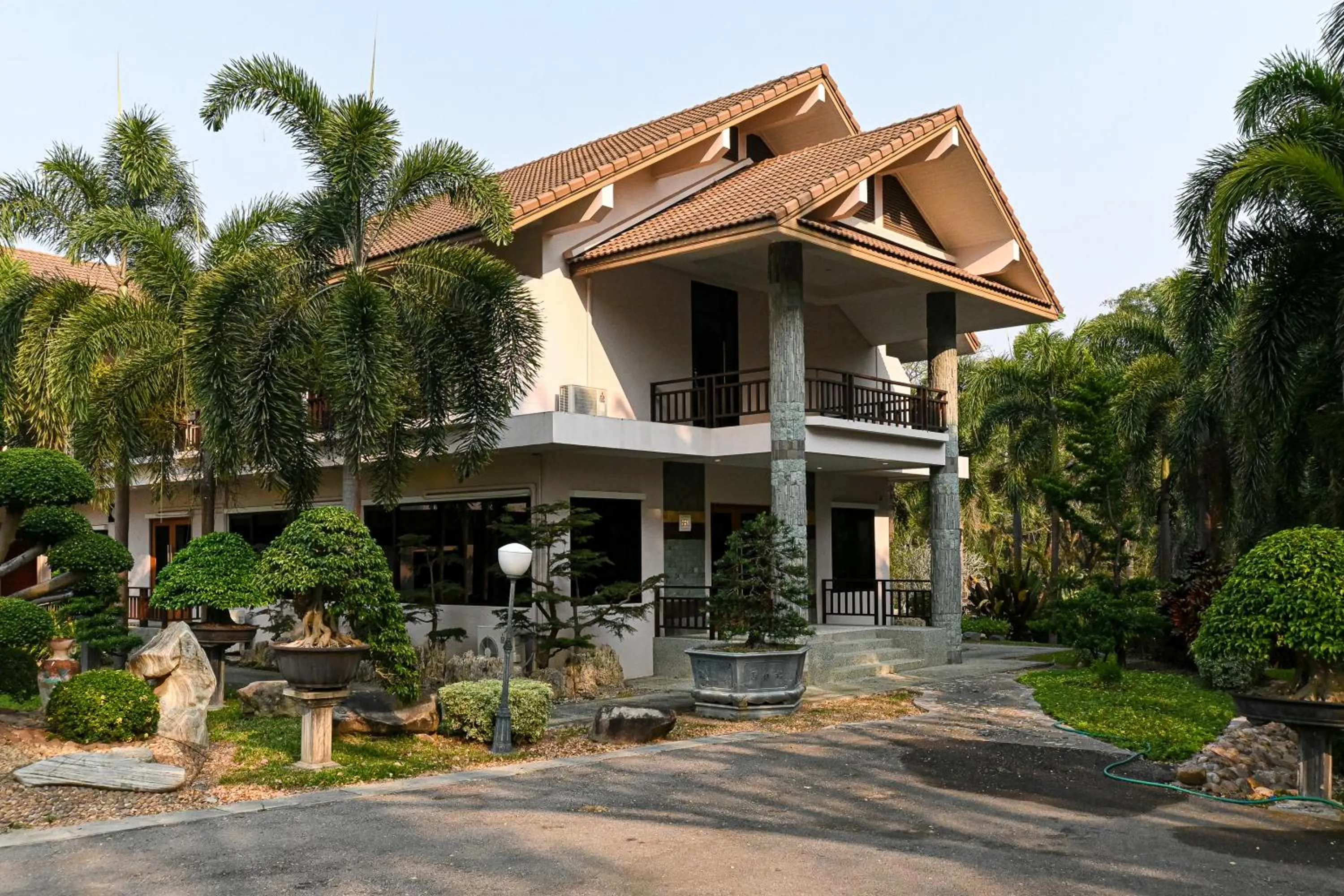 Property building in Suanphung Bonsai Village