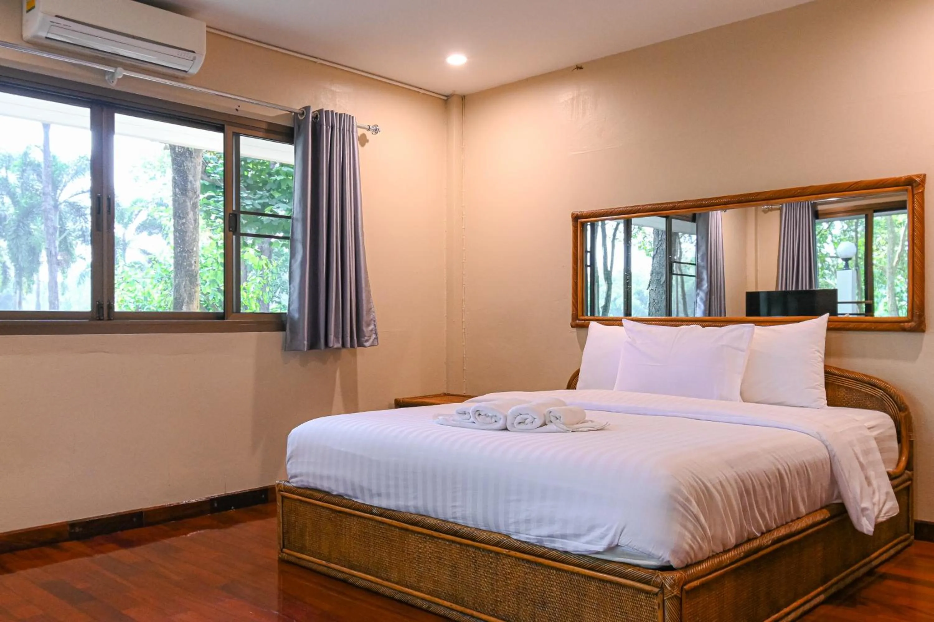 Bed in Suanphung Bonsai Village