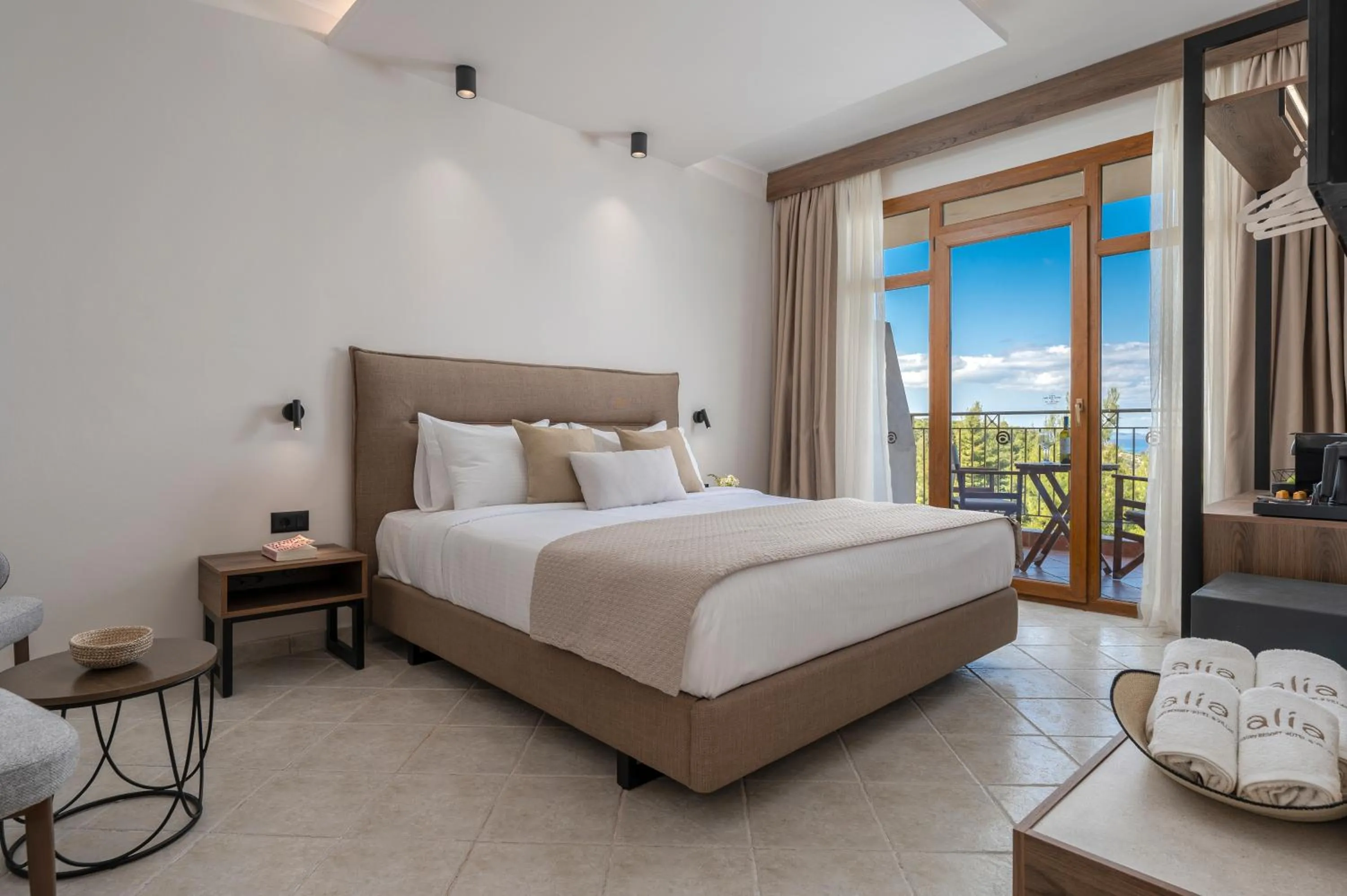 View (from property/room), Bed in Alia Palace Hotel - Adults Only 16+