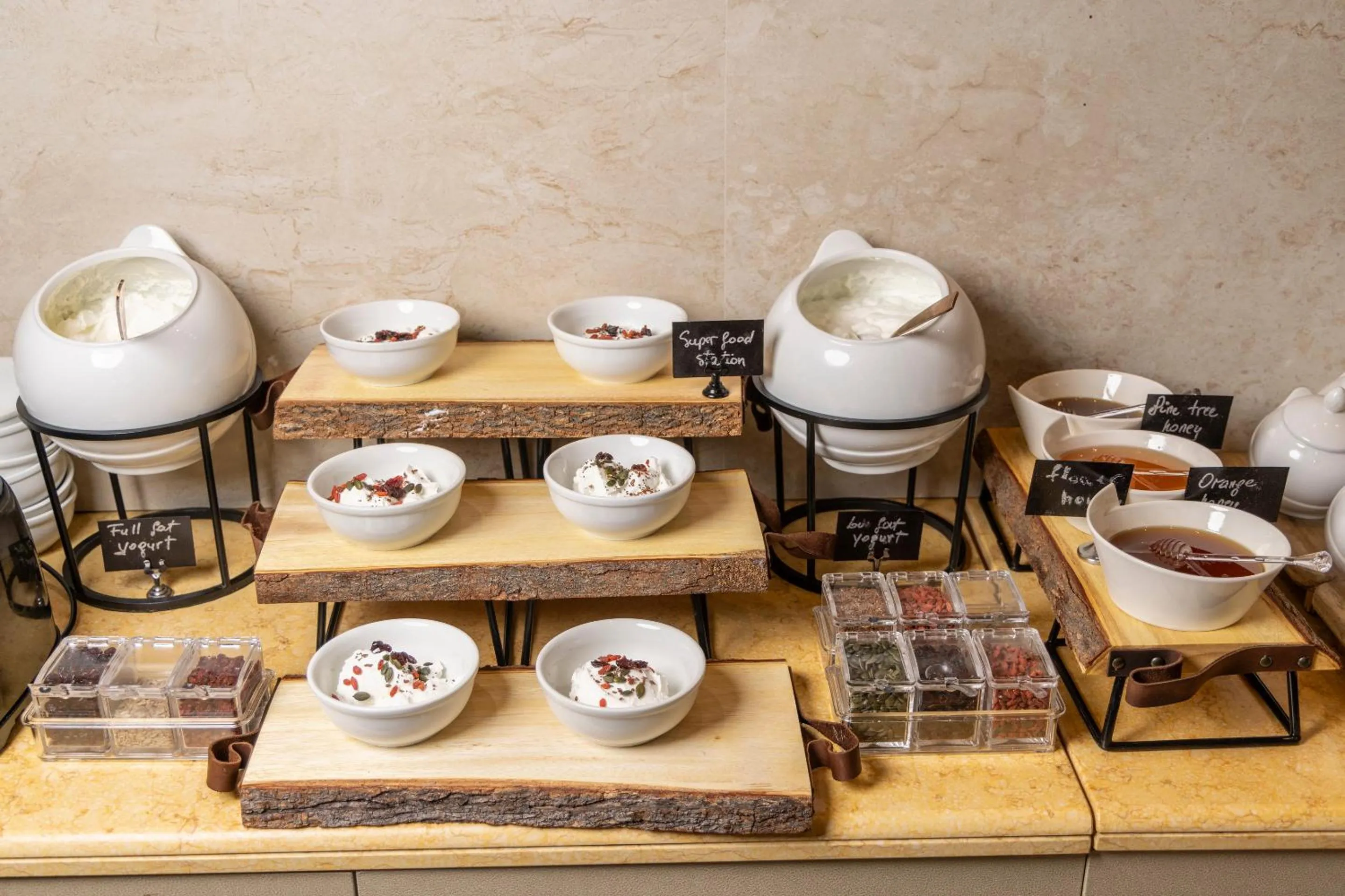 Food in Alia Palace Hotel - Adults Only 16+