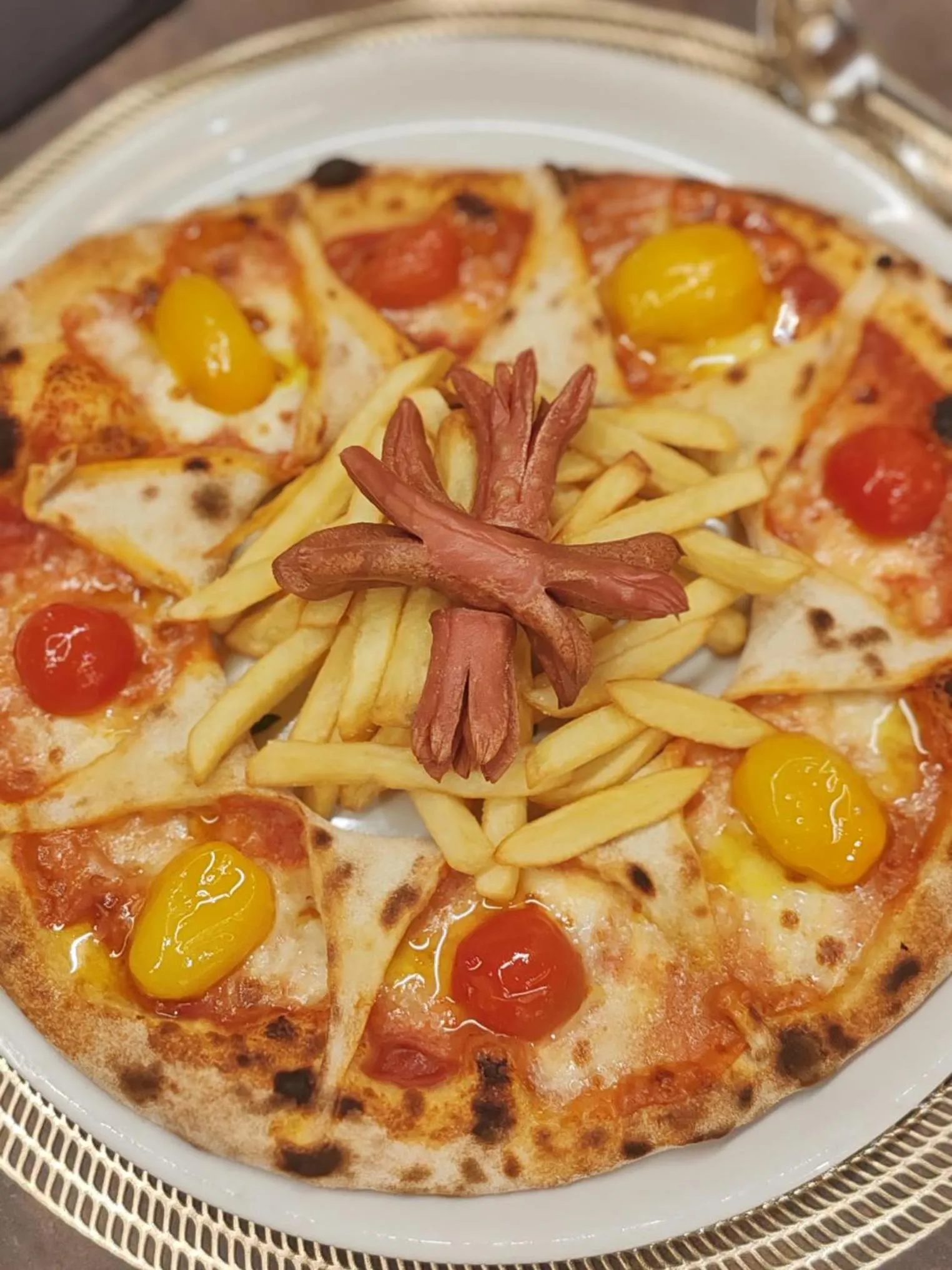 Restaurant/places to eat in BAGLIO TRAMONTANA