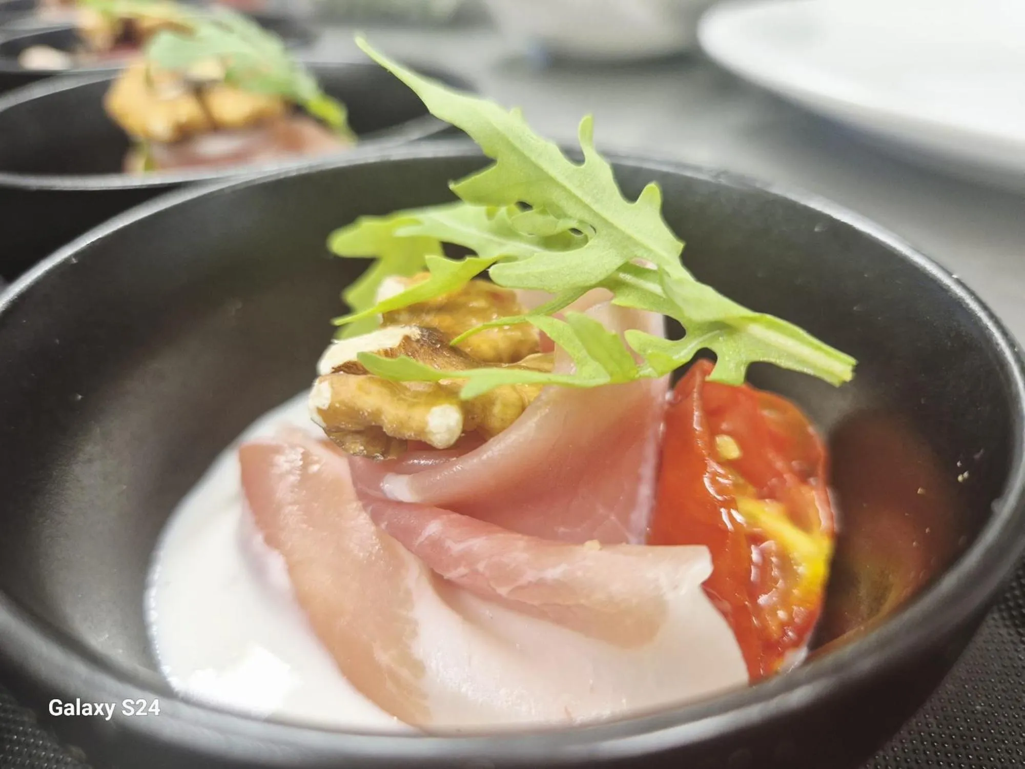 Restaurant/places to eat in BAGLIO TRAMONTANA