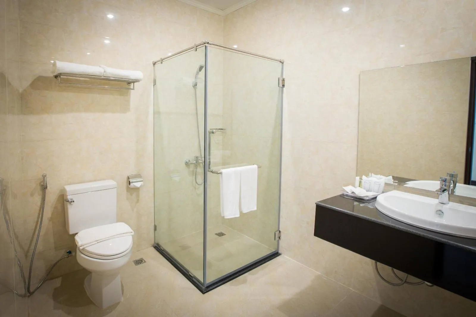 Toilet in Centerpoint Boutique Hotel