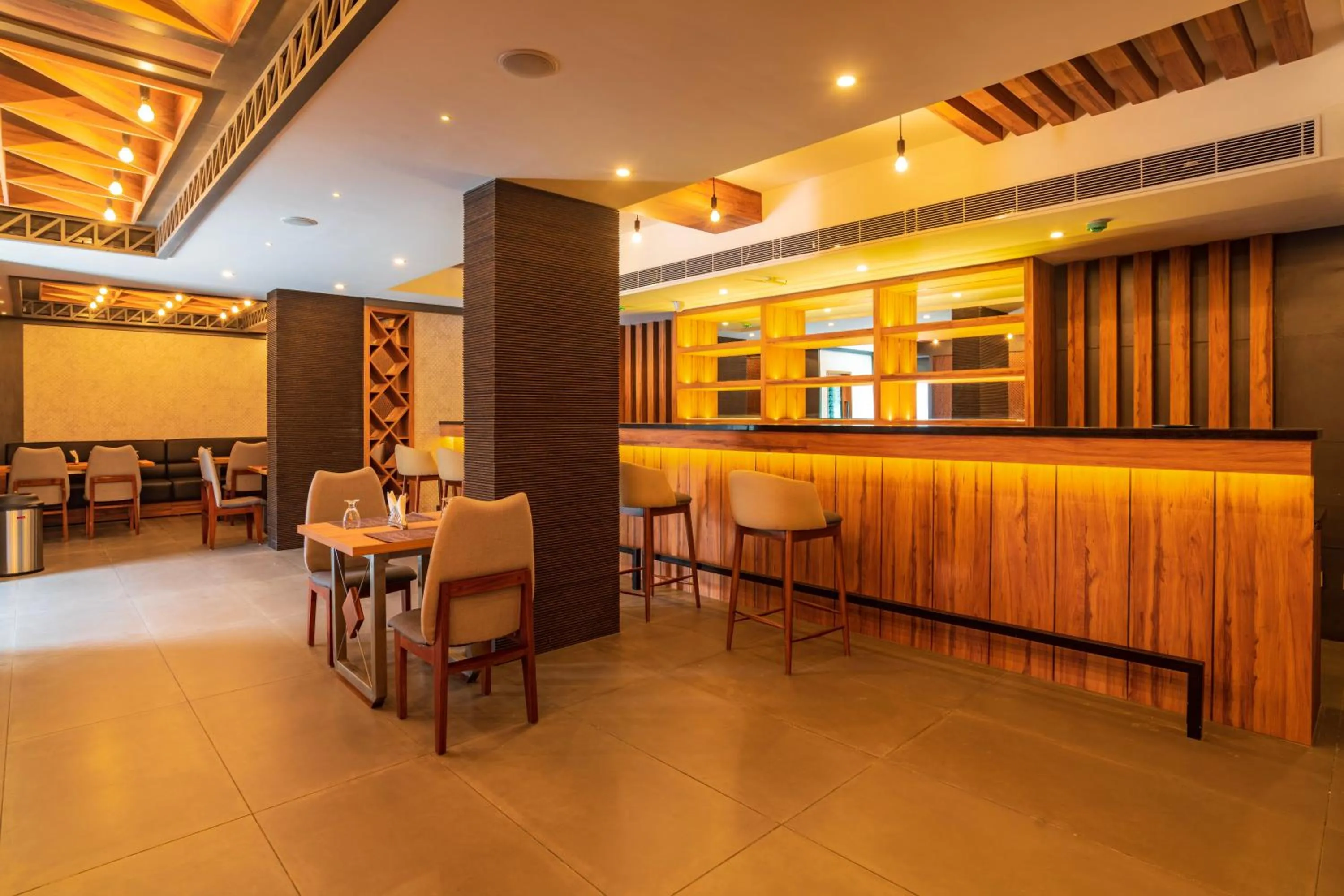 Restaurant/places to eat in Classic Regency