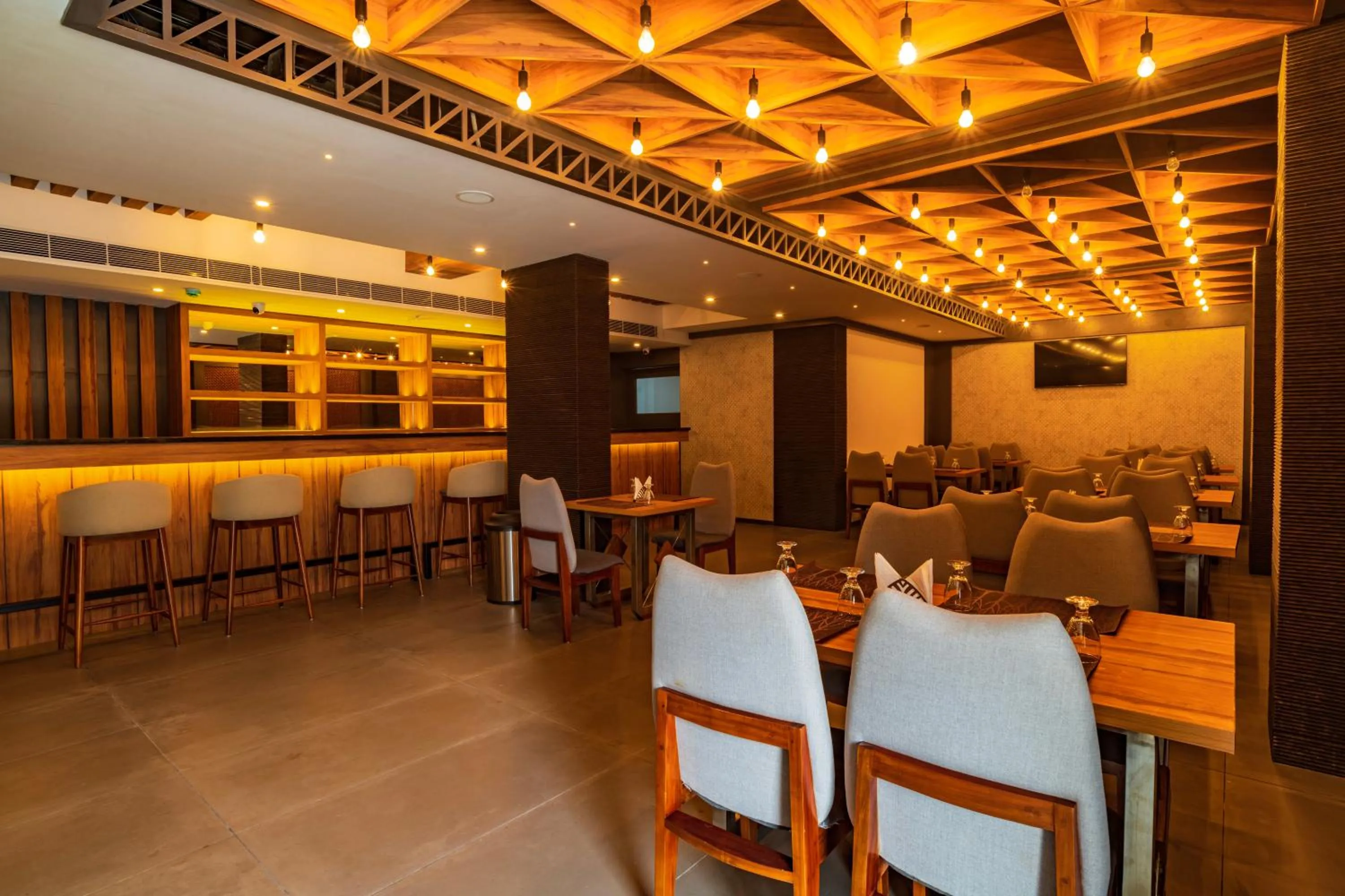 Restaurant/places to eat in Classic Regency