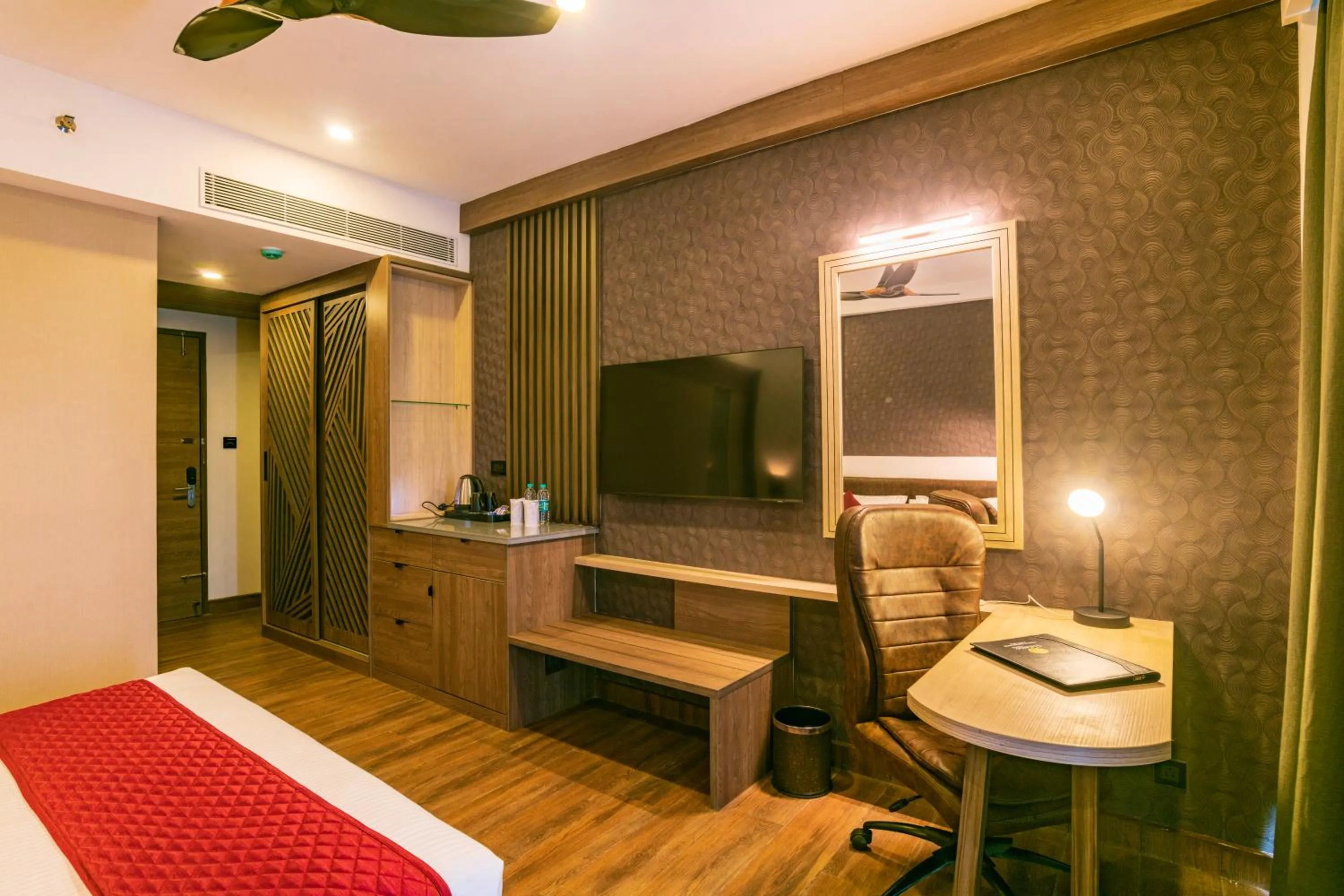 Bed in Classic Regency