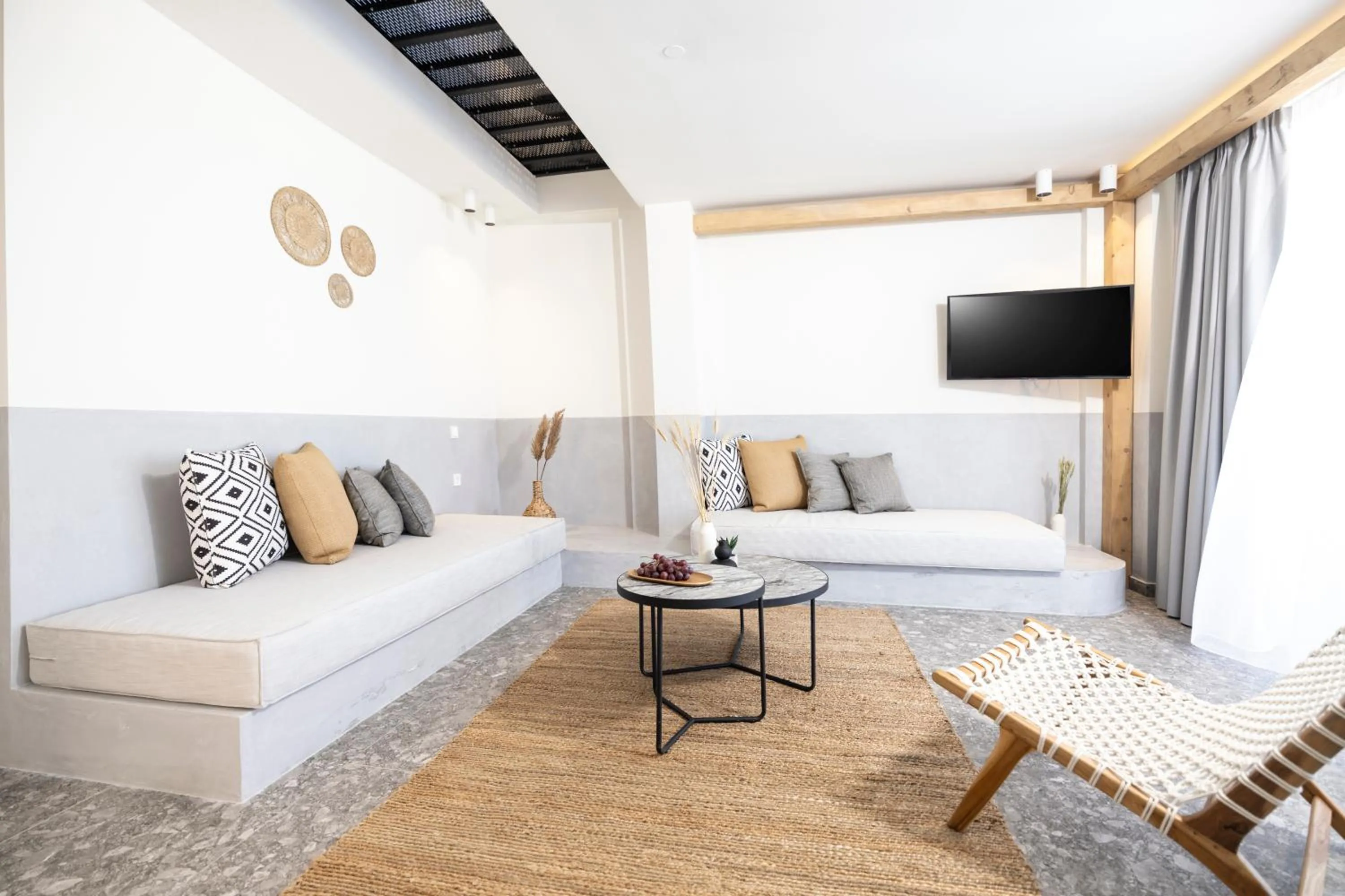 TV and multimedia, Bed in Kaktus Suites Private Pool