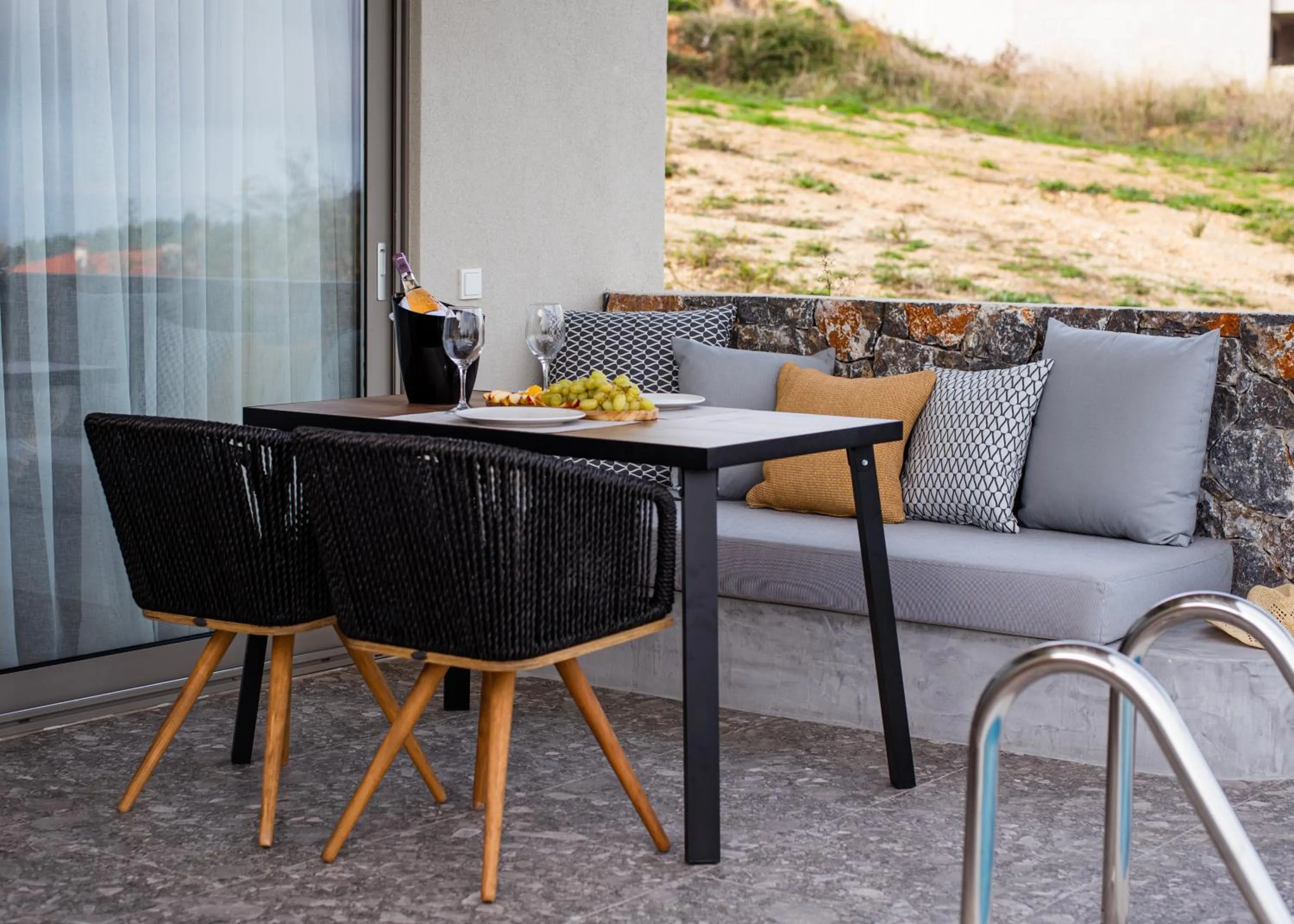 Seating area in Kaktus Suites Private Pool