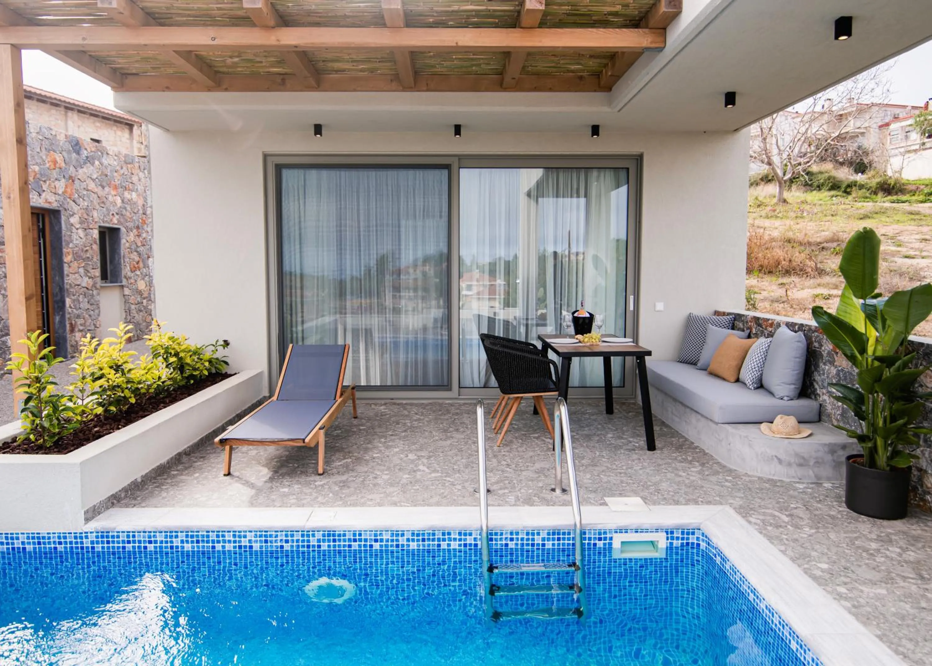 Balcony/Terrace in Kaktus Suites Private Pool