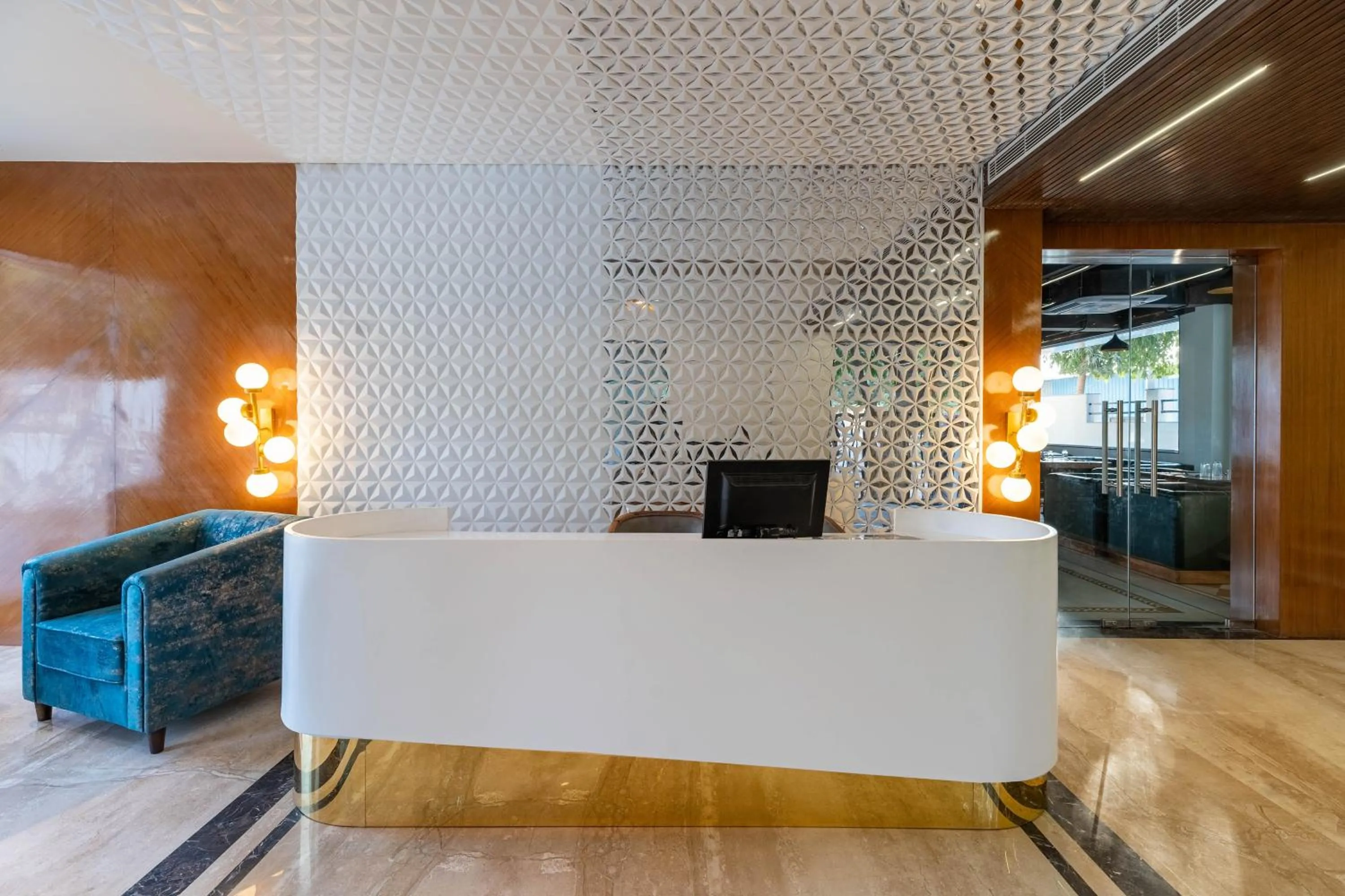 Lobby or reception in Redolence Aravali Tree