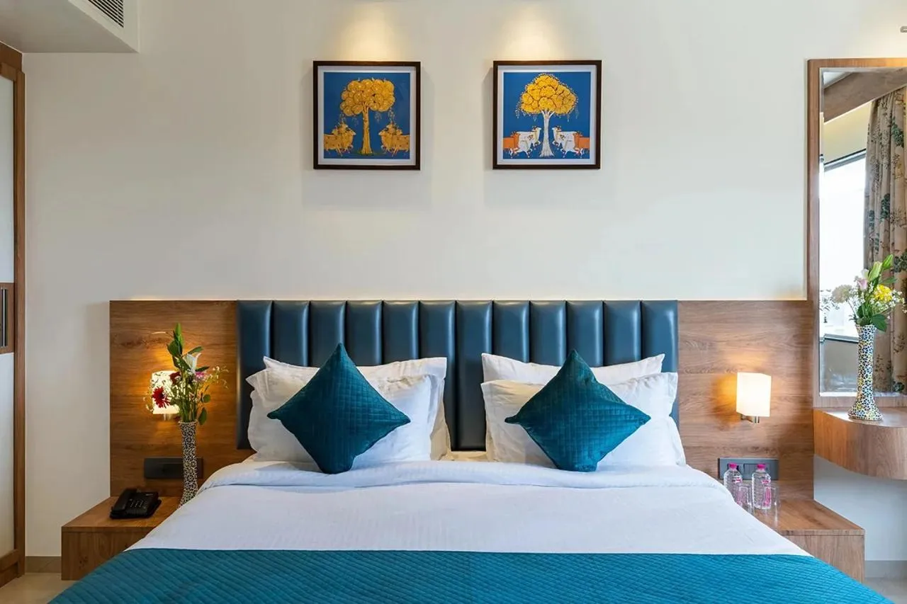 View (from property/room), Bed in Redolence Aravali Tree