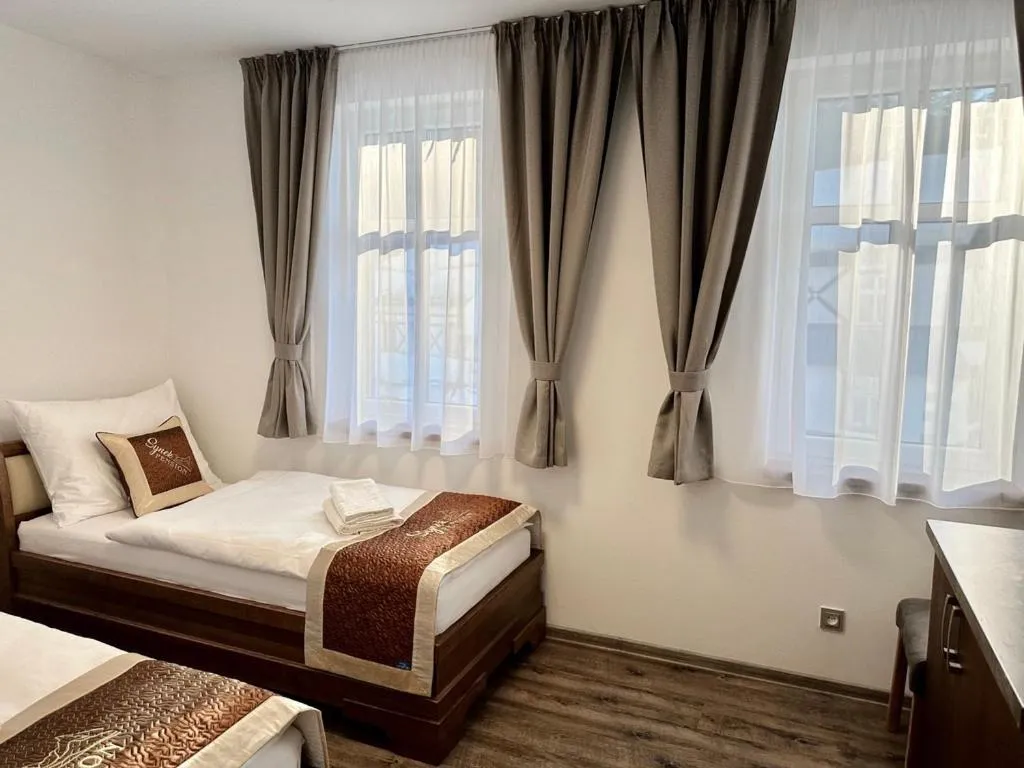 Bed in SYNEK Pension