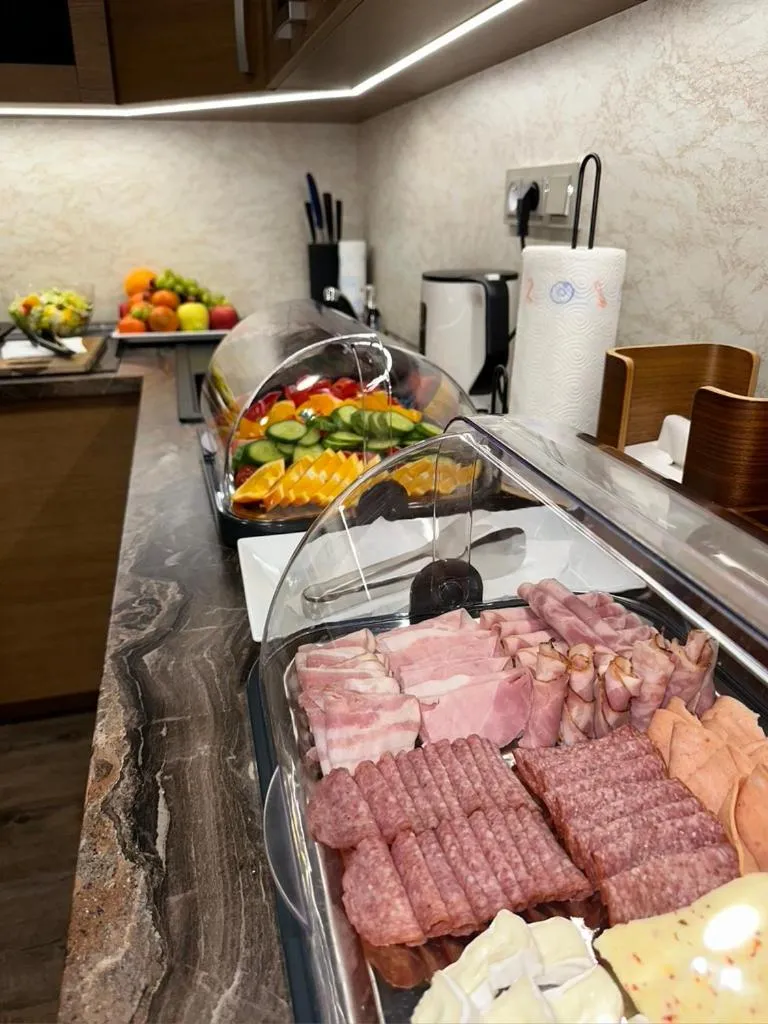 Breakfast in SYNEK Pension