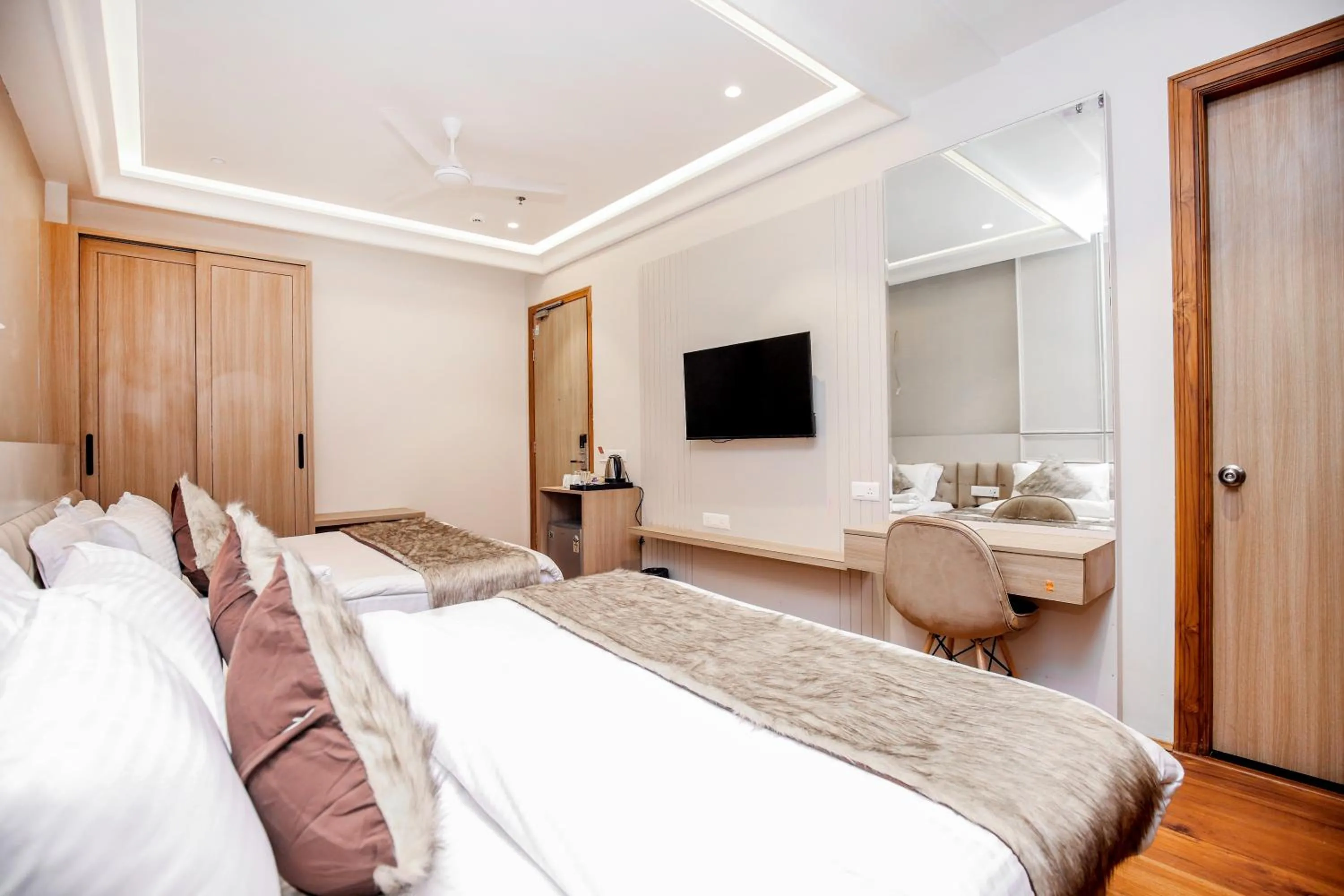 Bedroom, Bed in Hotel Euphoria Green