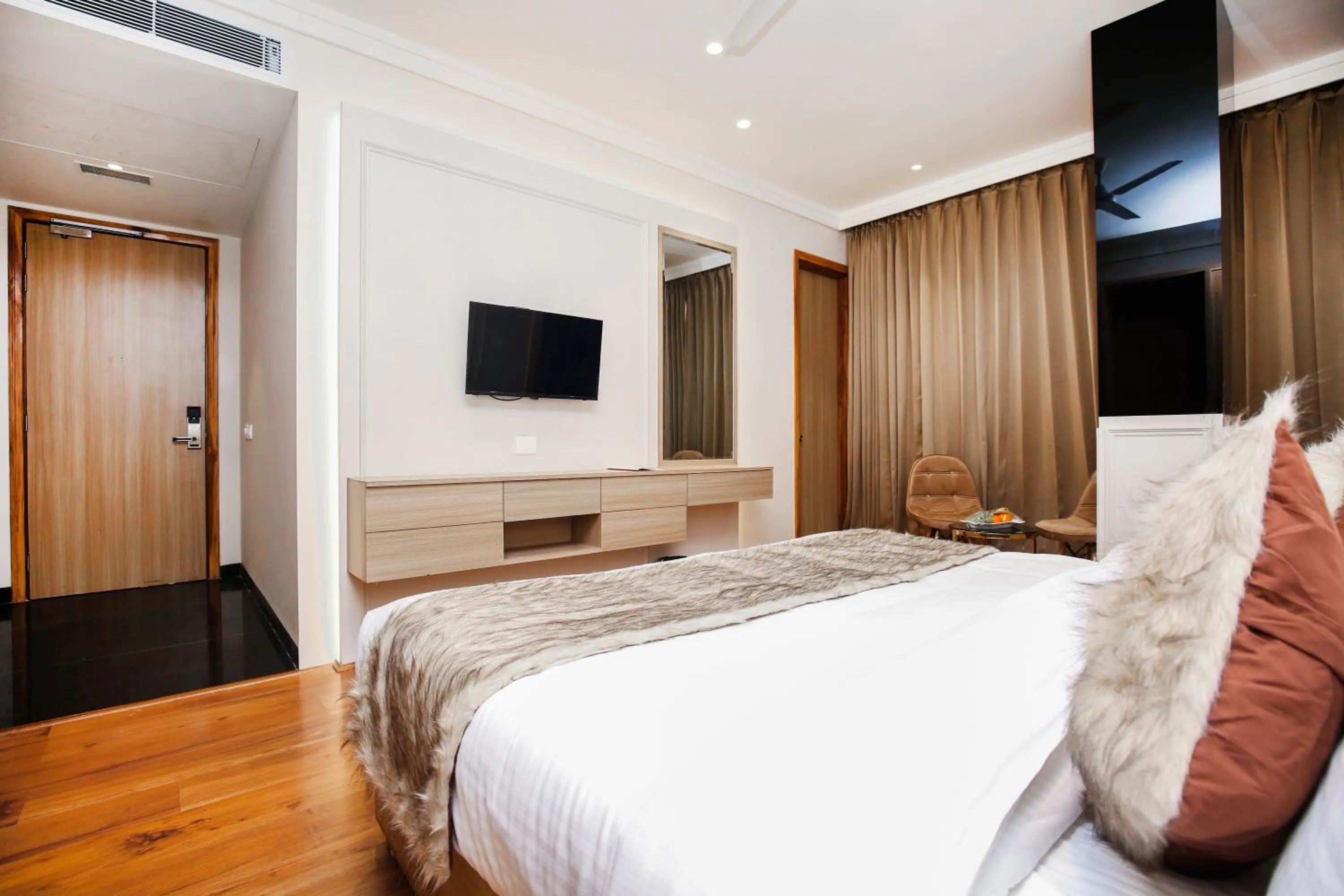 Bedroom, Bed in Hotel Euphoria Green