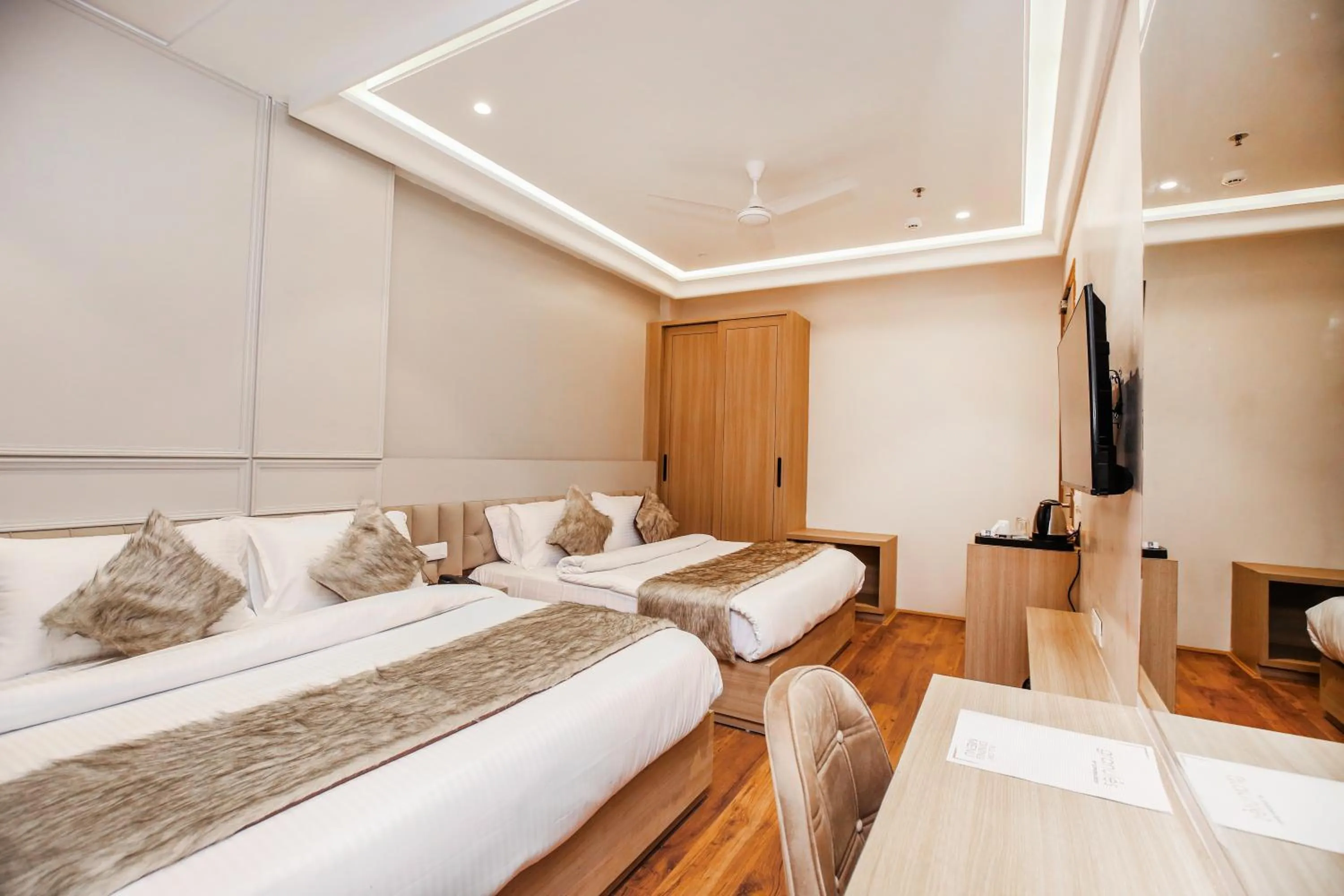 Bedroom, Bed in Hotel Euphoria Green