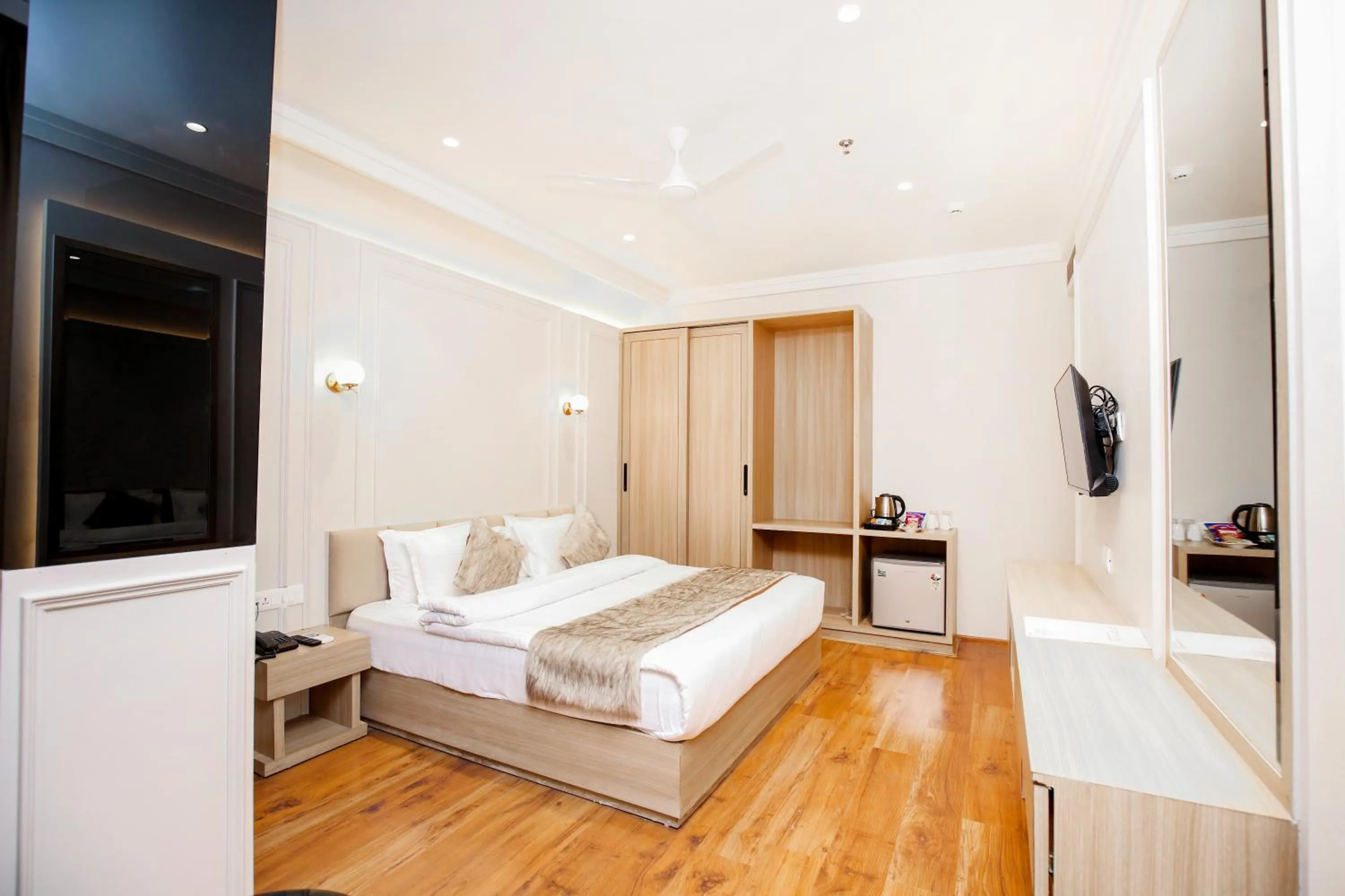 Bedroom, Bed in Hotel Euphoria Green