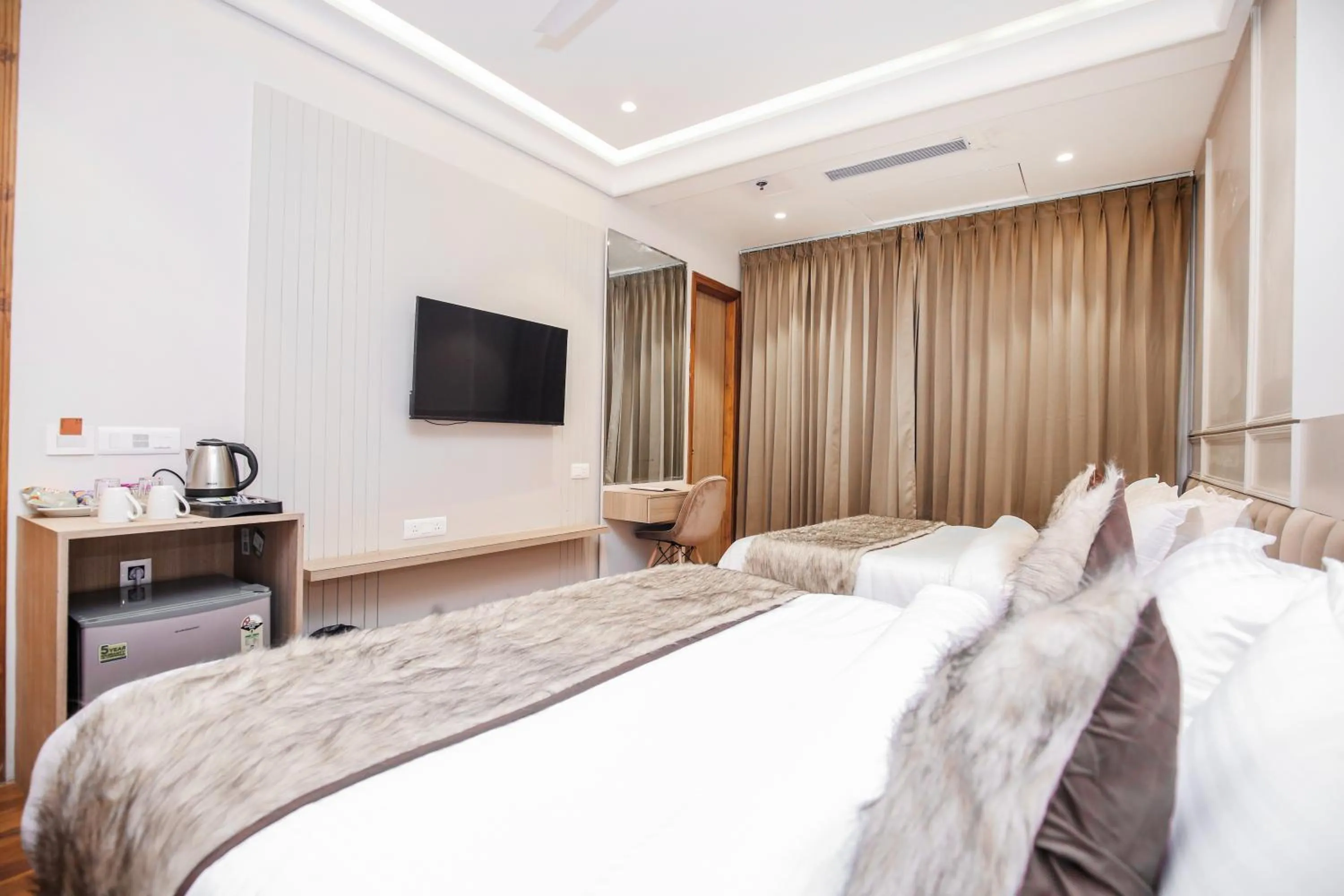 Bedroom, Bed in Hotel Euphoria Green