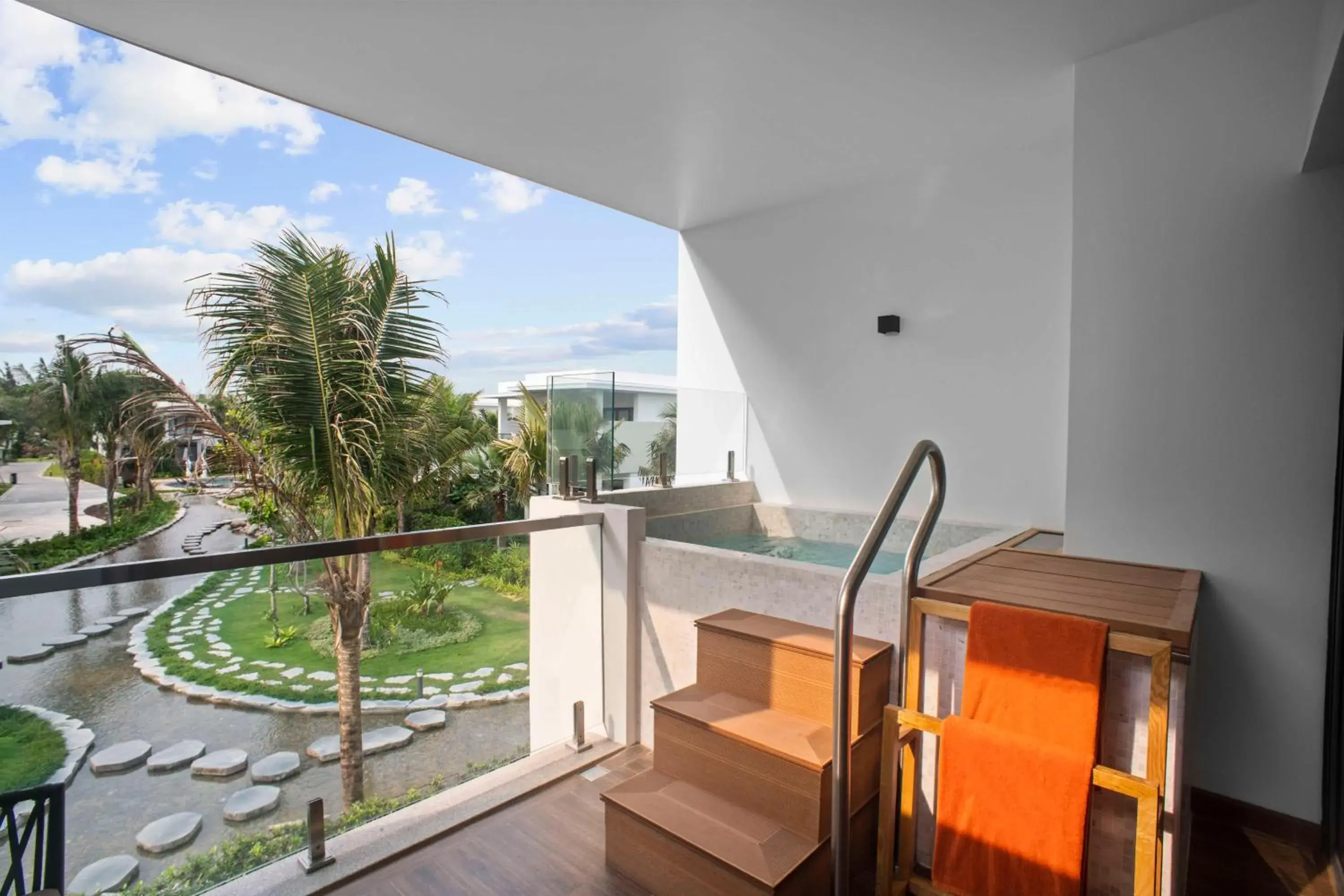 King Suite with Jacuzzi and Garden View in Angsana Ho Tram King Suite with Jacuzzi and Garden View in Angsana Ho Tram