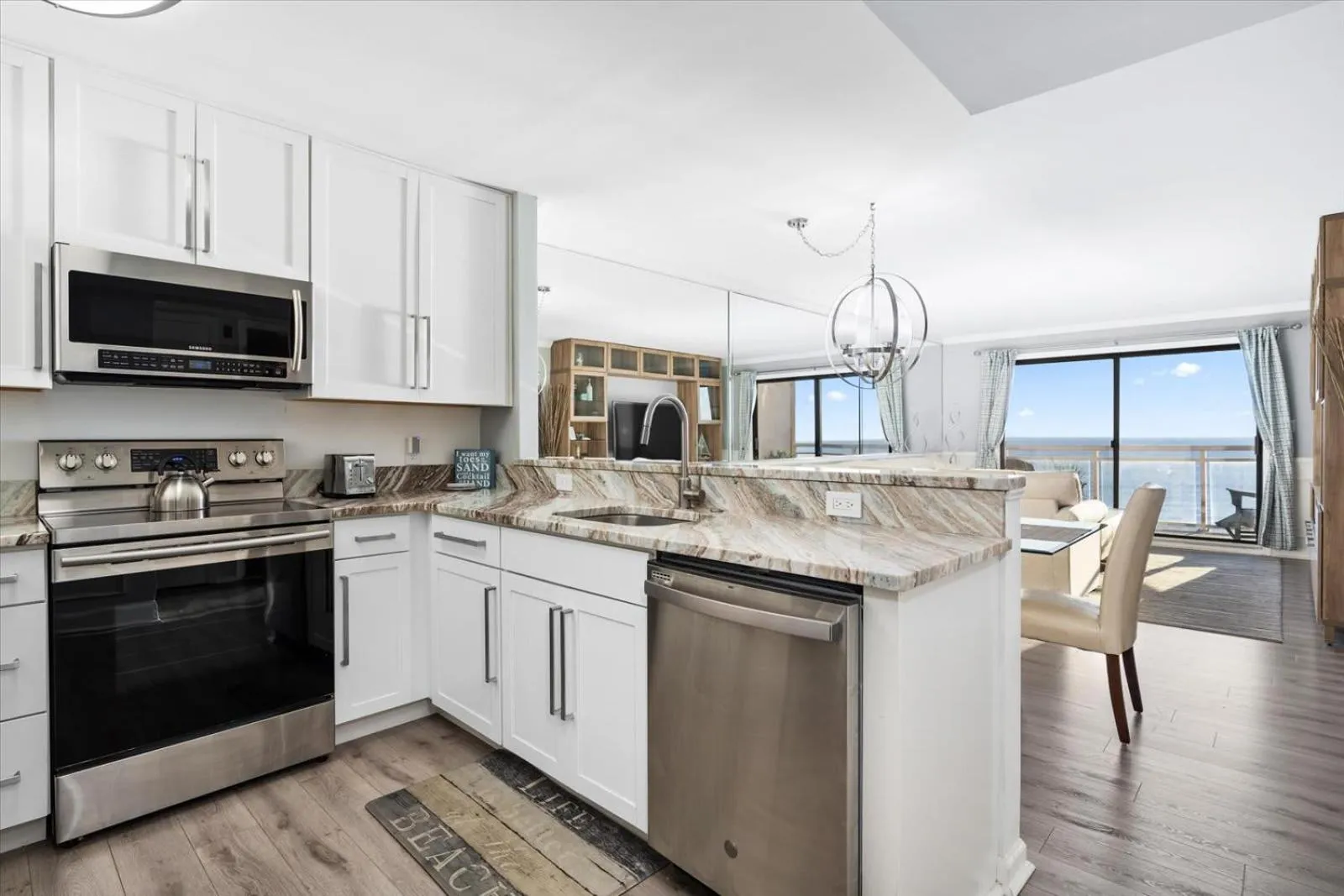 Oceanfront 2 Bedroom Modern Beach Condo w Pool