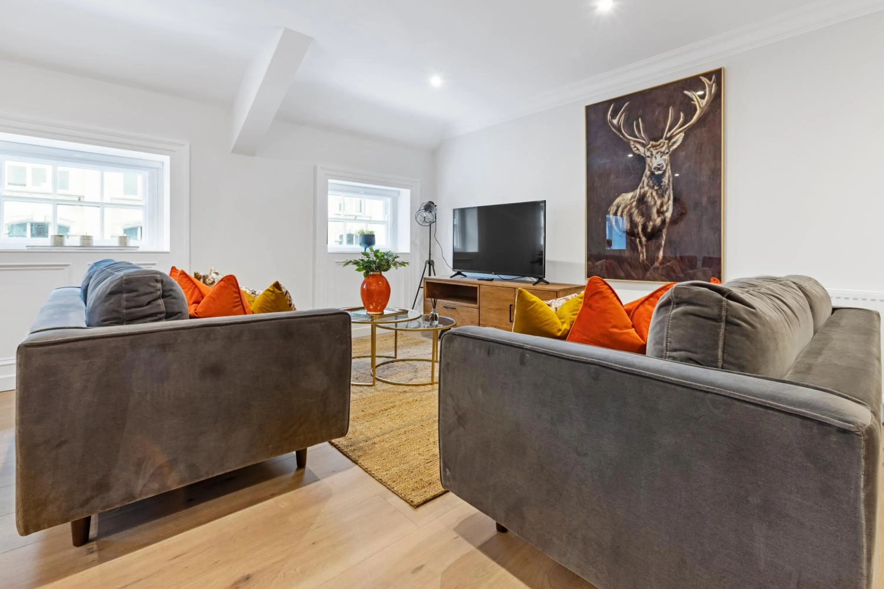 Communal lounge/ TV room in Wilton House