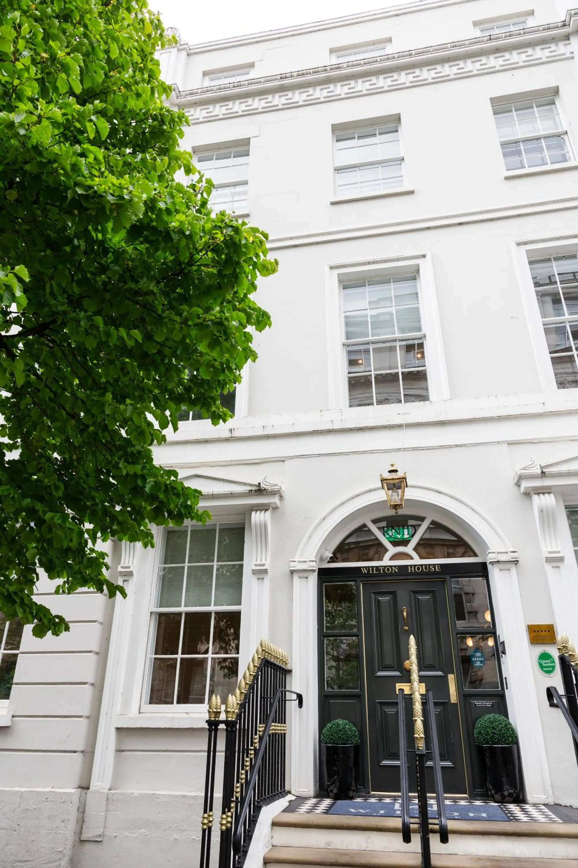 Facade/entrance in Wilton House