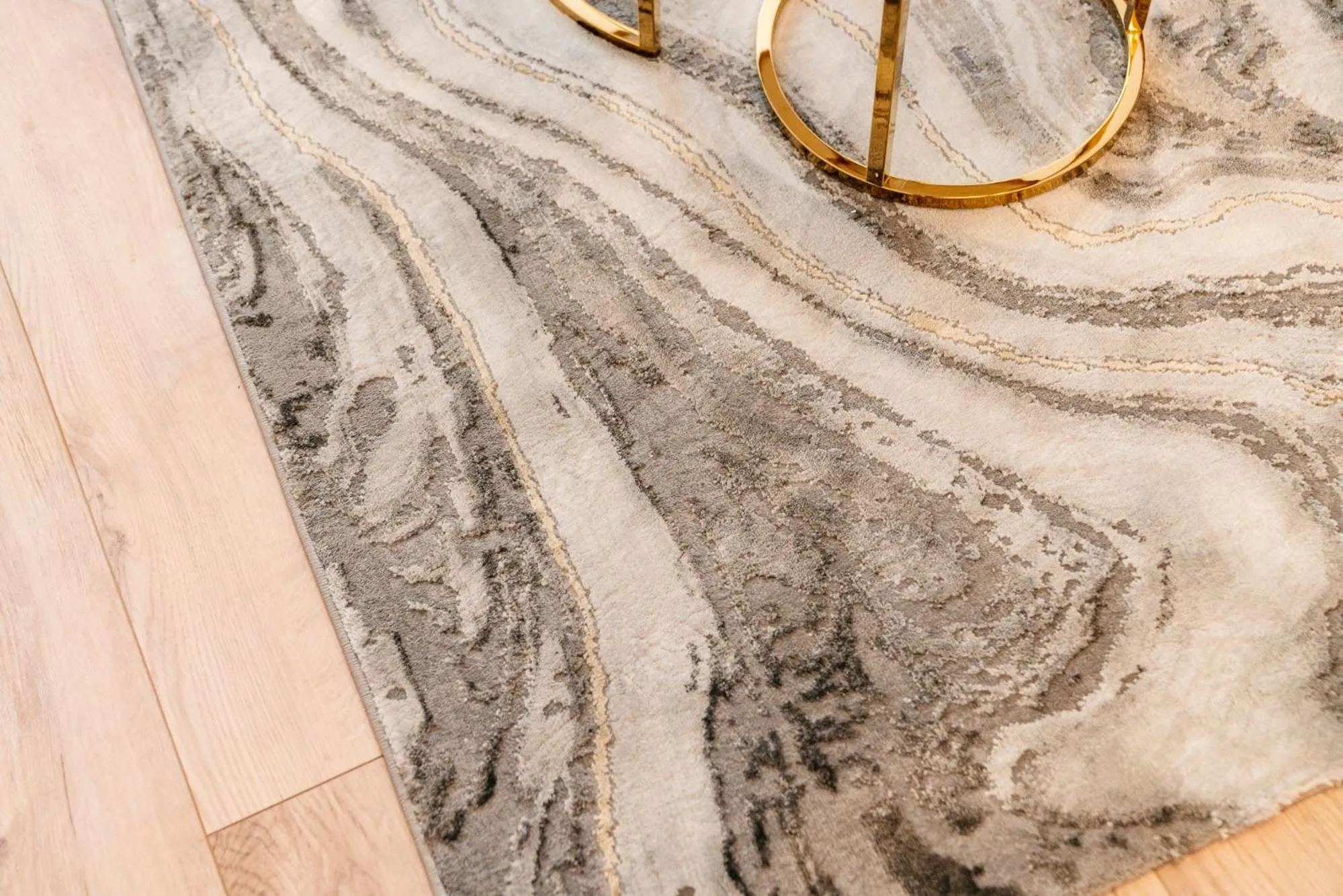 Decorative detail in Crystal House II - LoftAffair Collection