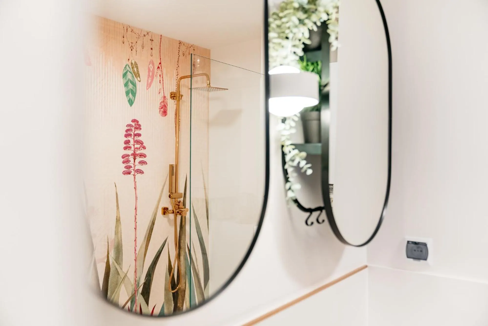 Bathroom in Crystal House II - LoftAffair Collection