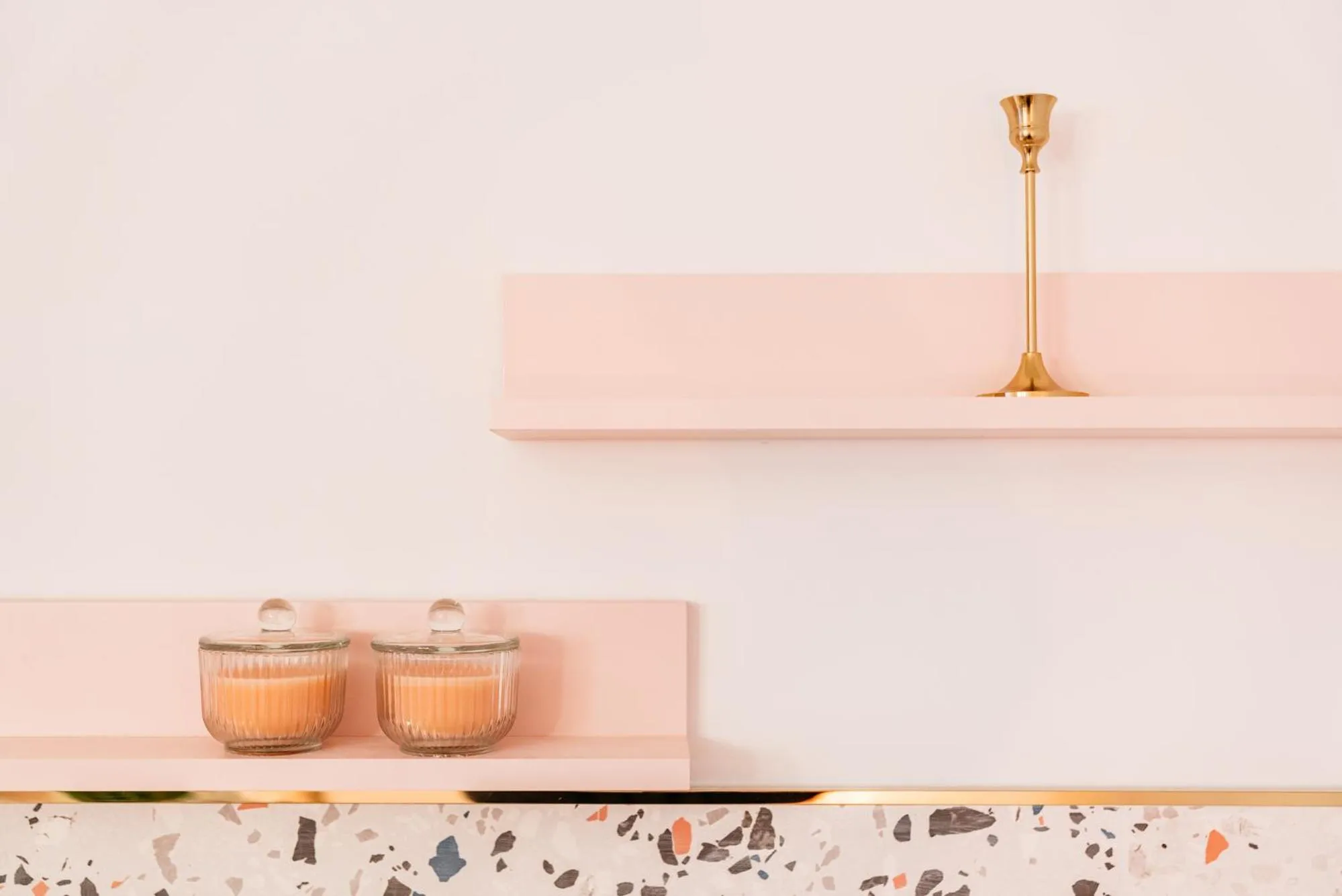 Decorative detail in Crystal House II - LoftAffair Collection