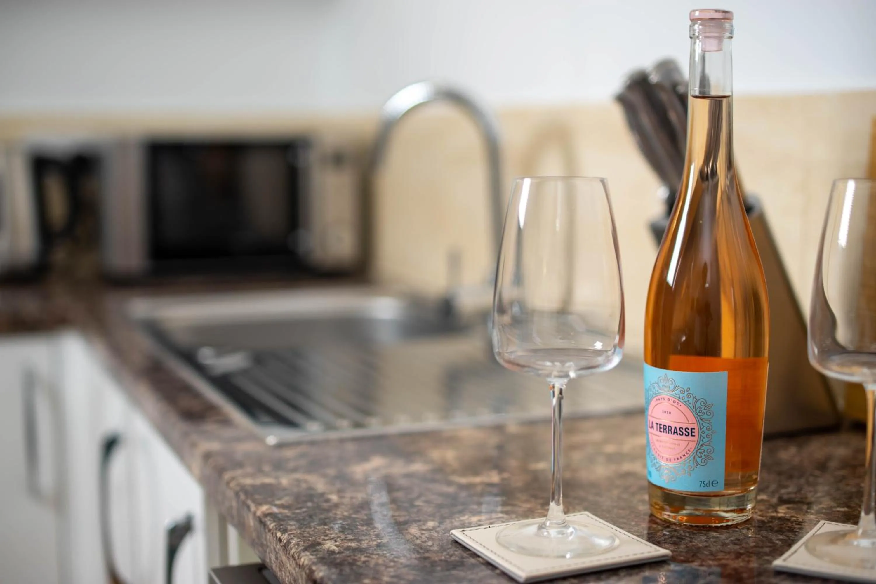 kitchen in Vibrant City Centre - KING Bed, Entire Apartment