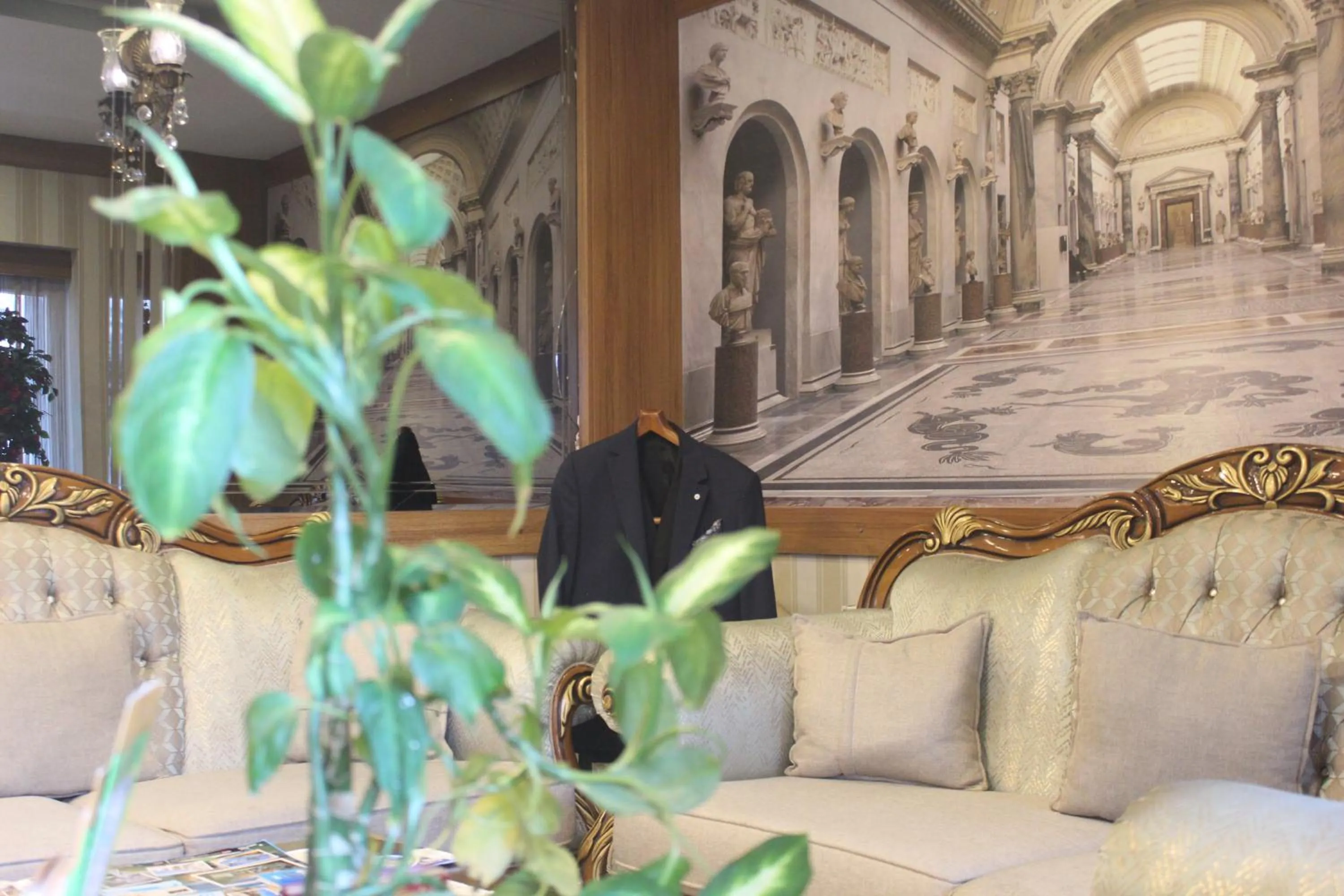 Living room in GROSS HOTEL