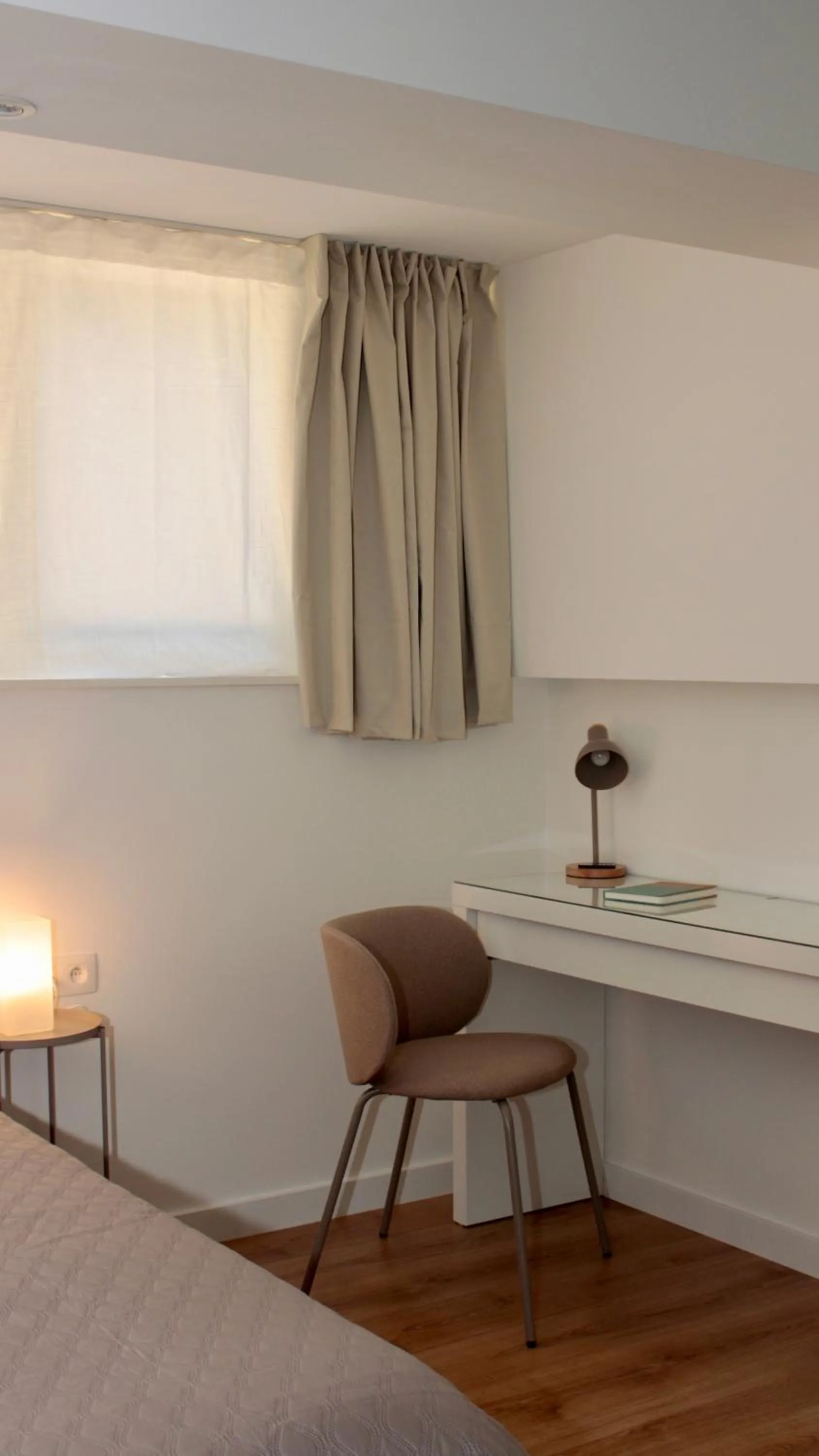 Seating area, Bed in Hotel de Maître de Vaughan