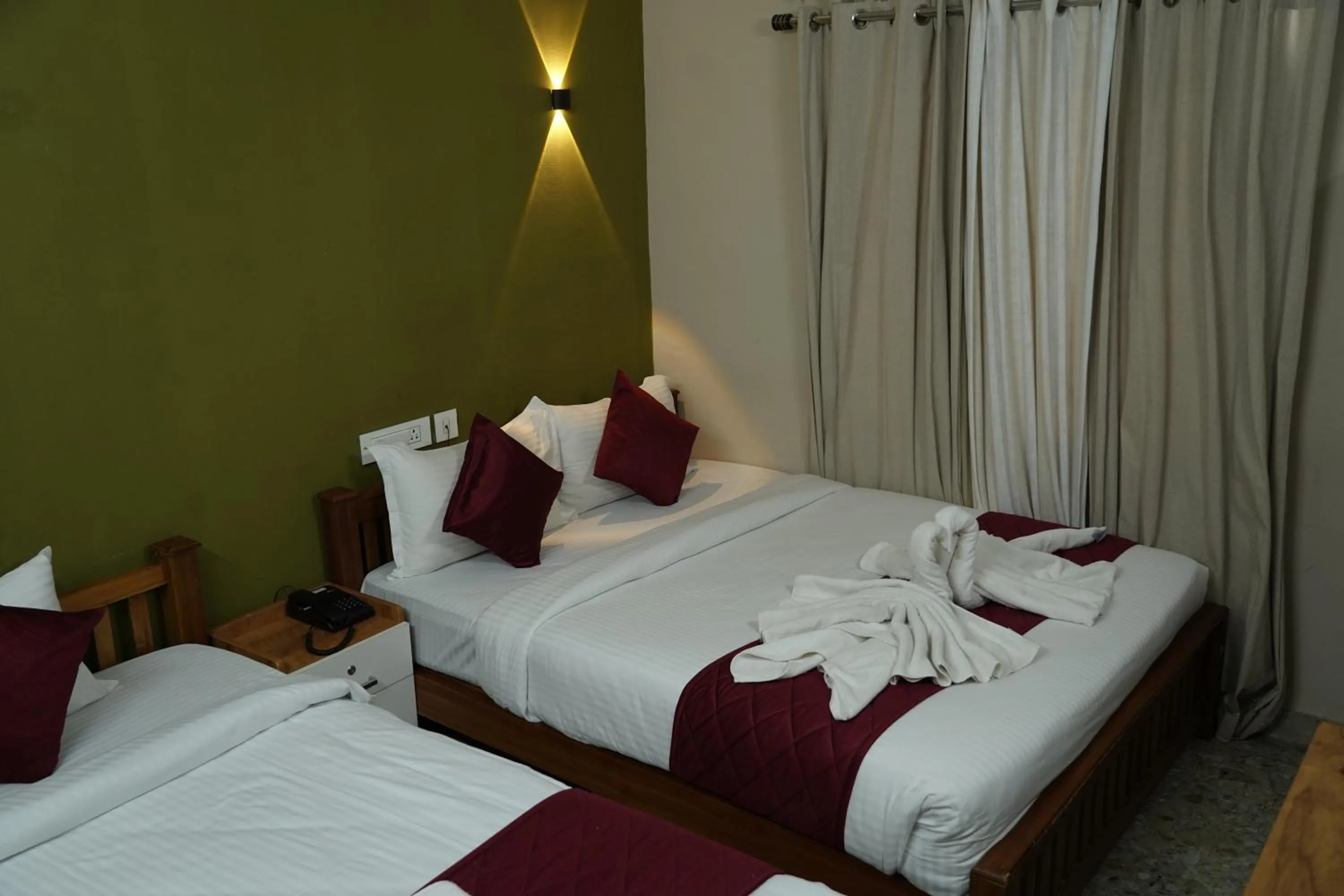 Bed in Dreams Paradise Airport Residency