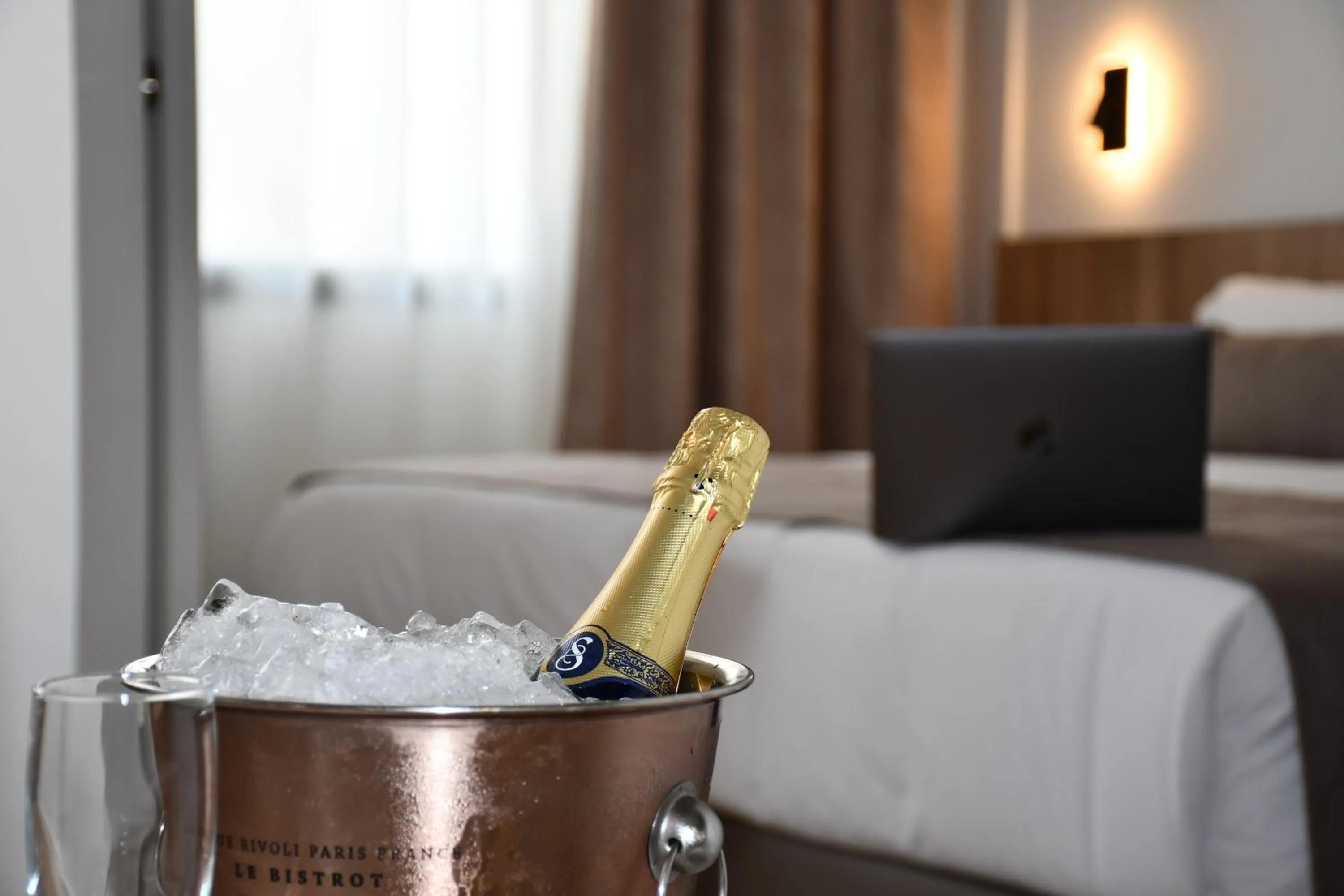 Bed in esZentrico Suites Jerez