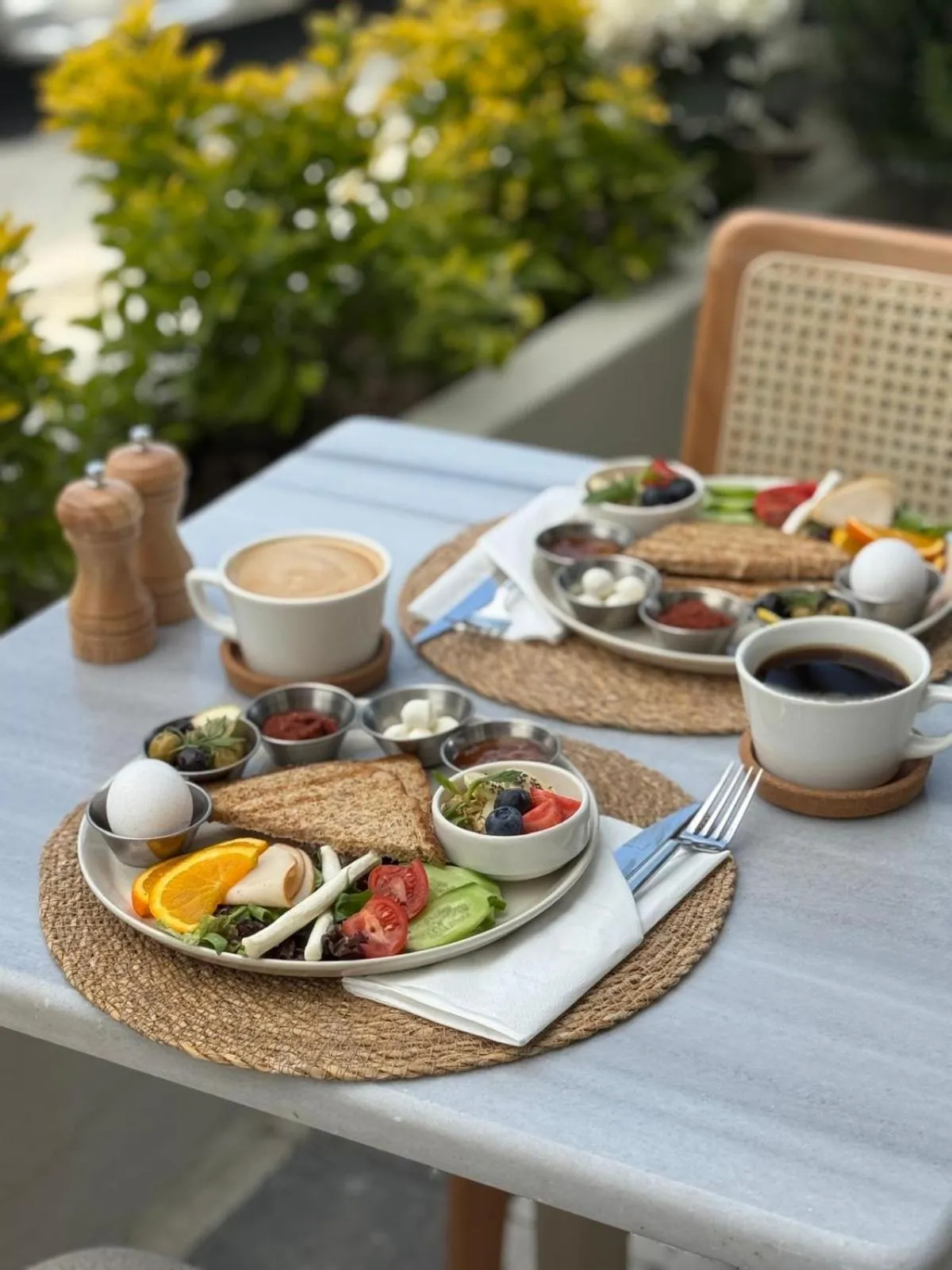 Food in Meshk Airport Hotel