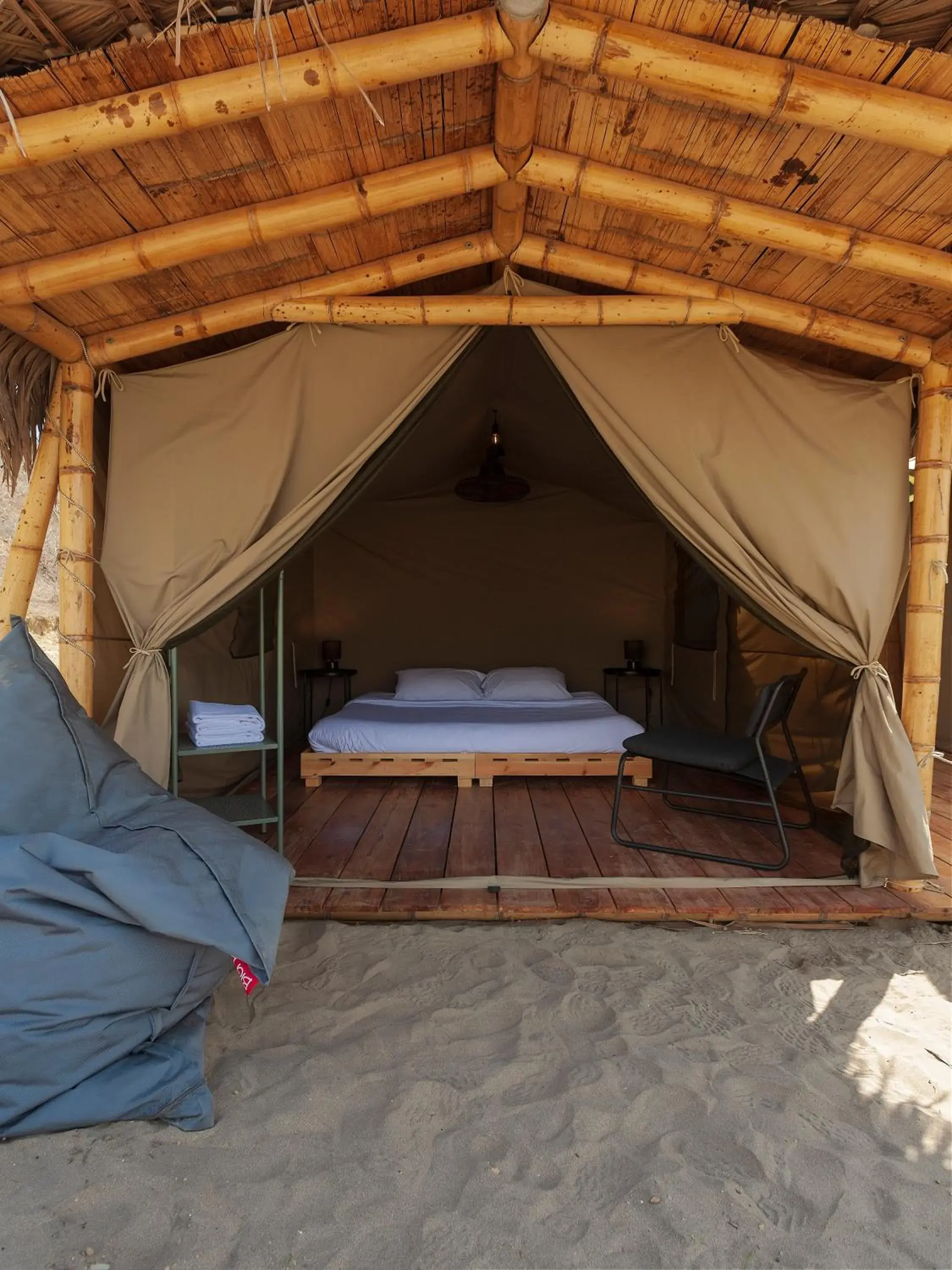 Tent in Eolia Sustainable Design Hotel Tent in Eolia Sustainable Design Hotel