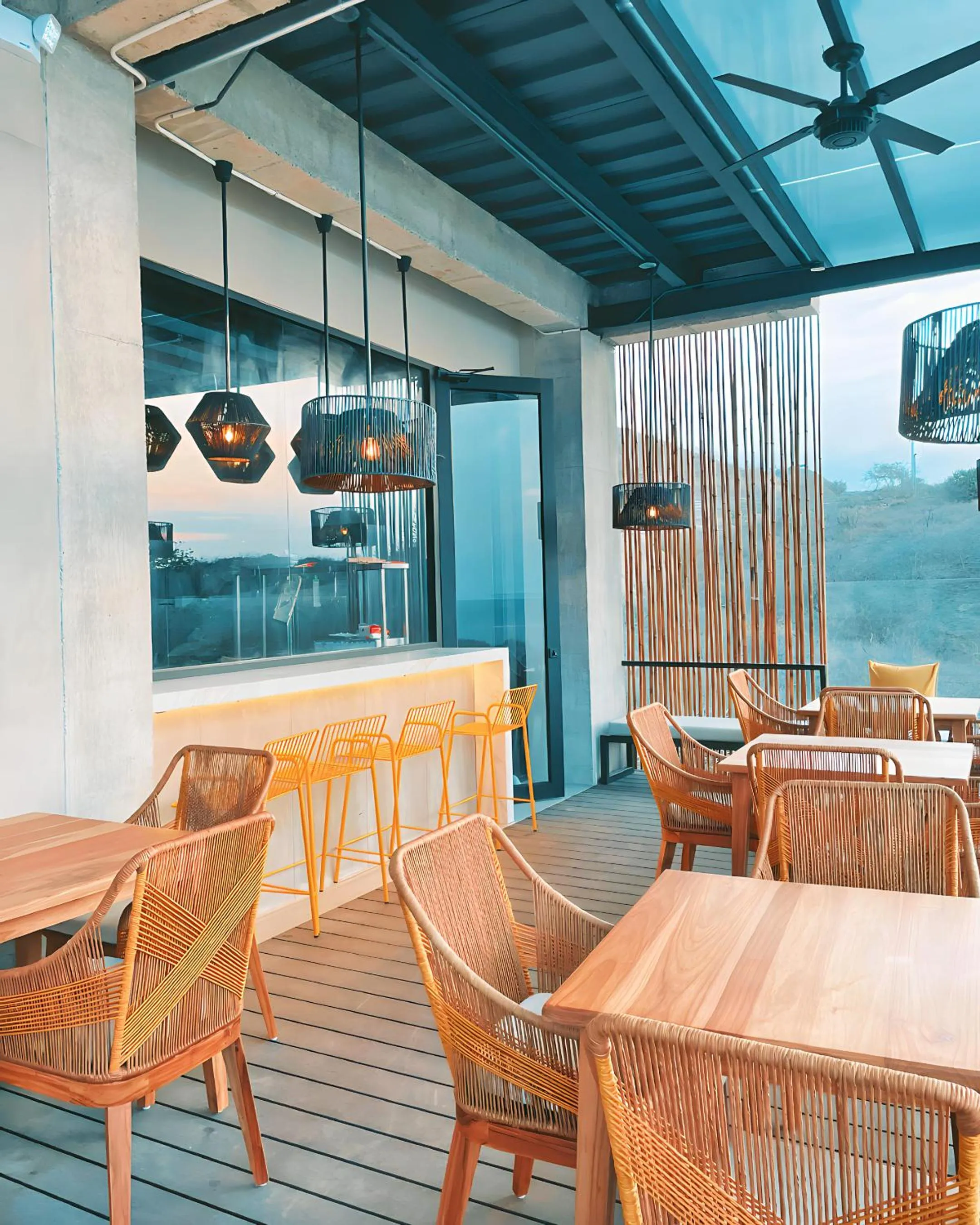 Restaurant/places to eat in Eolia Sustainable Design Hotel