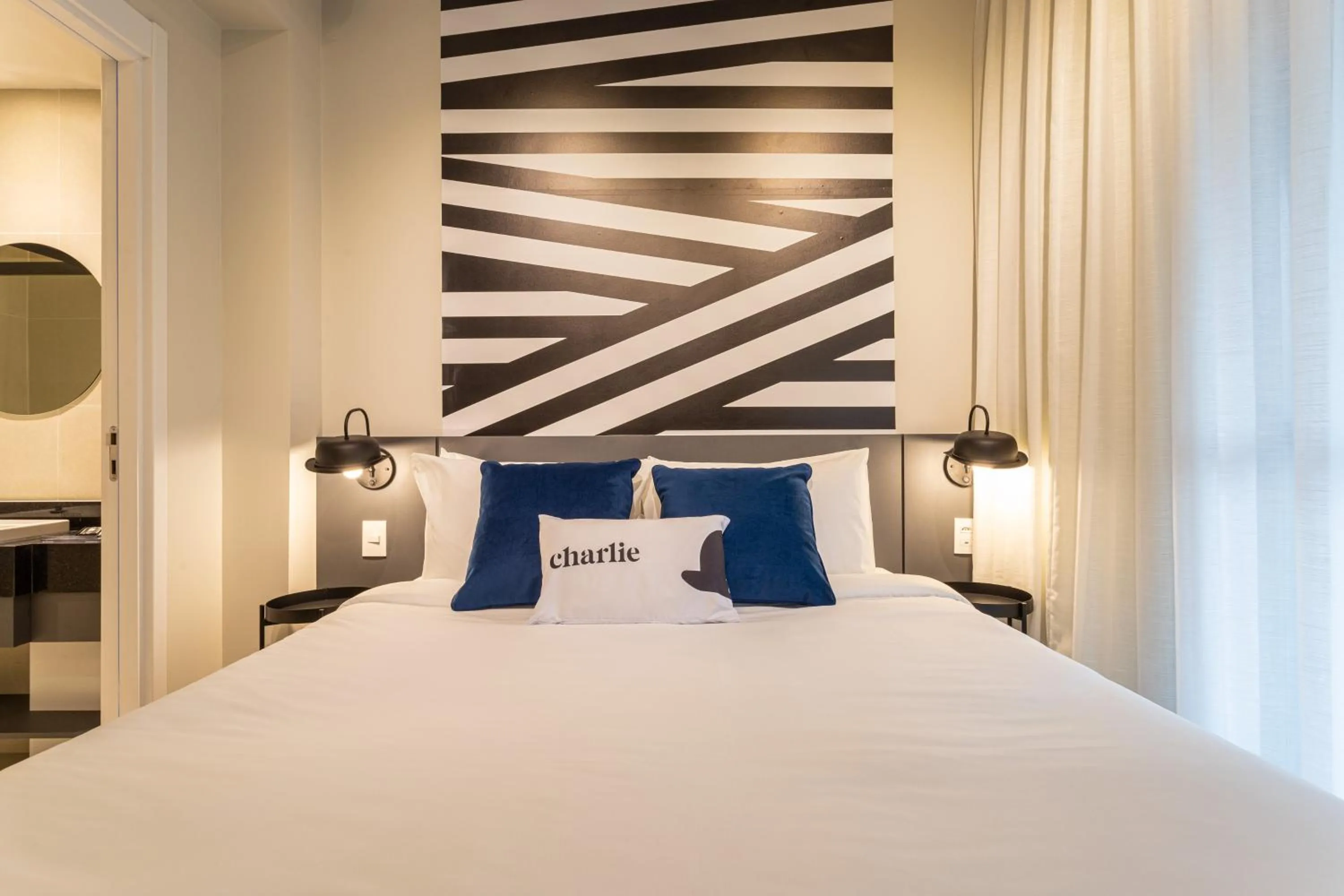 Bed in House of Charlie Vila Mariana