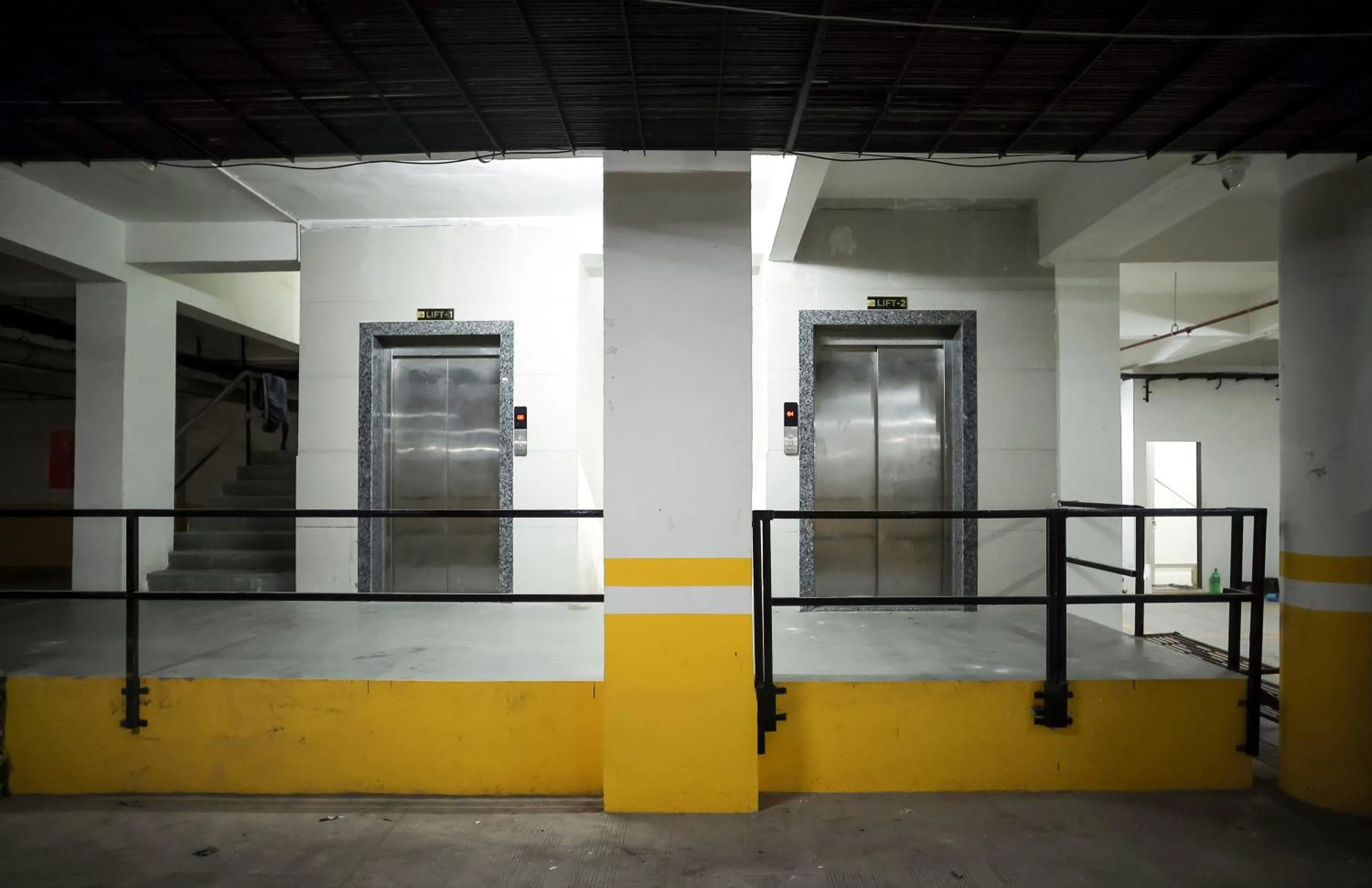 elevator in HOTEL THE PARKER INN By KBNT GROUP