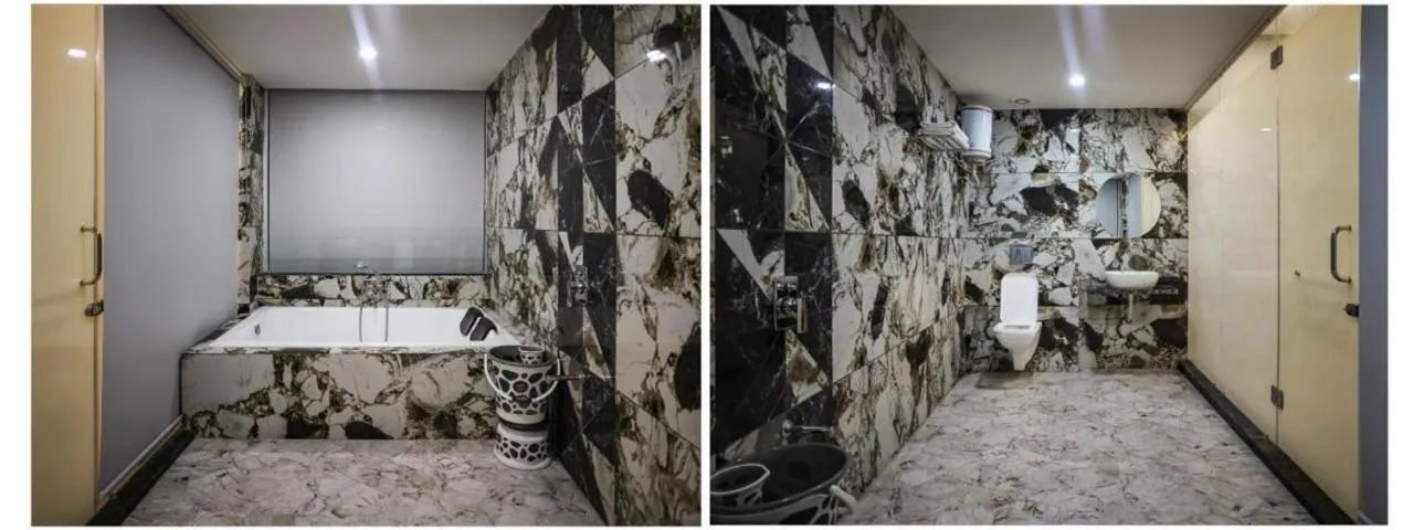 Bathroom in HOTEL THE PARKER INN By KBNT GROUP