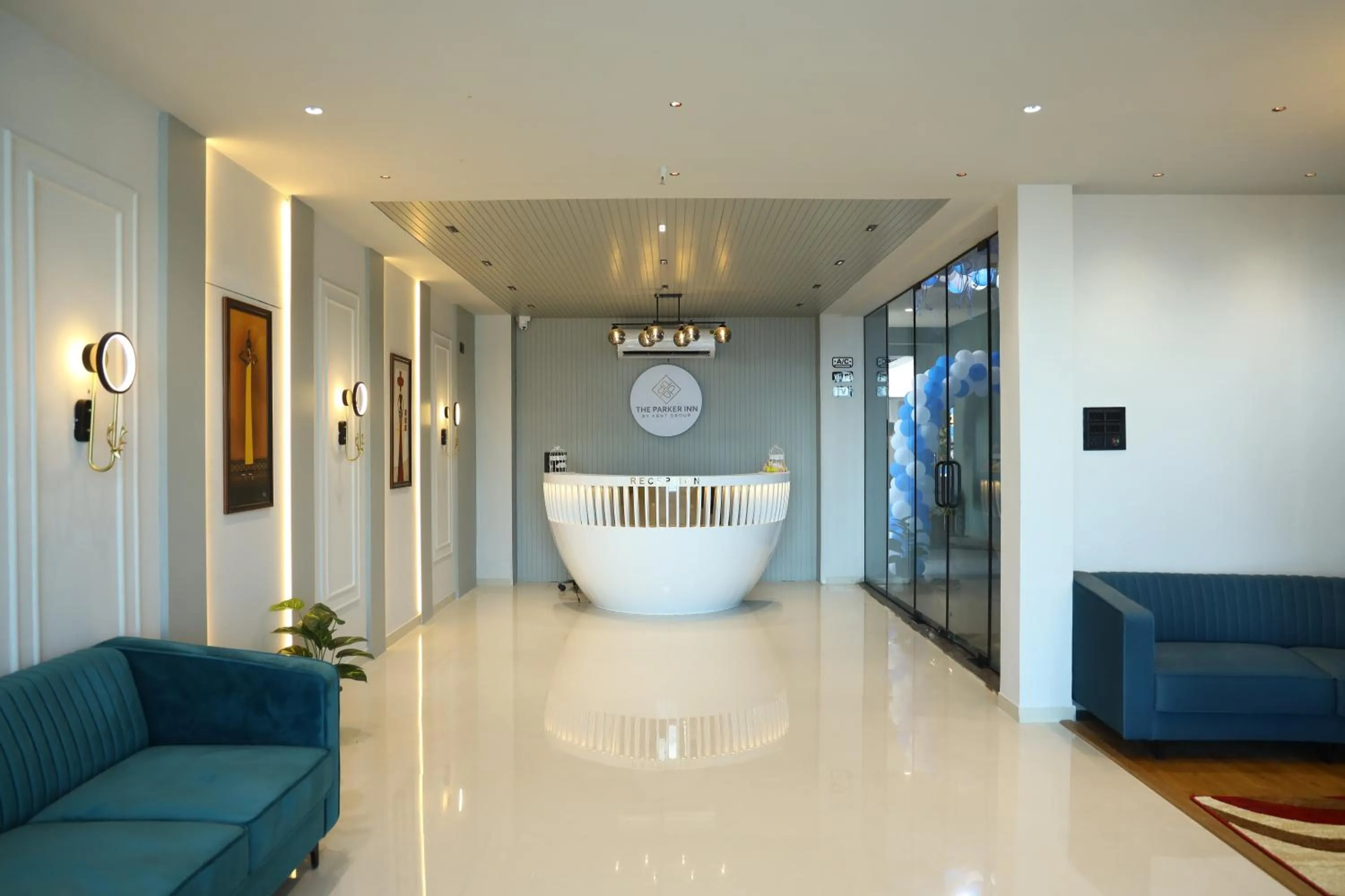 Lobby or reception in HOTEL THE PARKER INN By KBNT GROUP