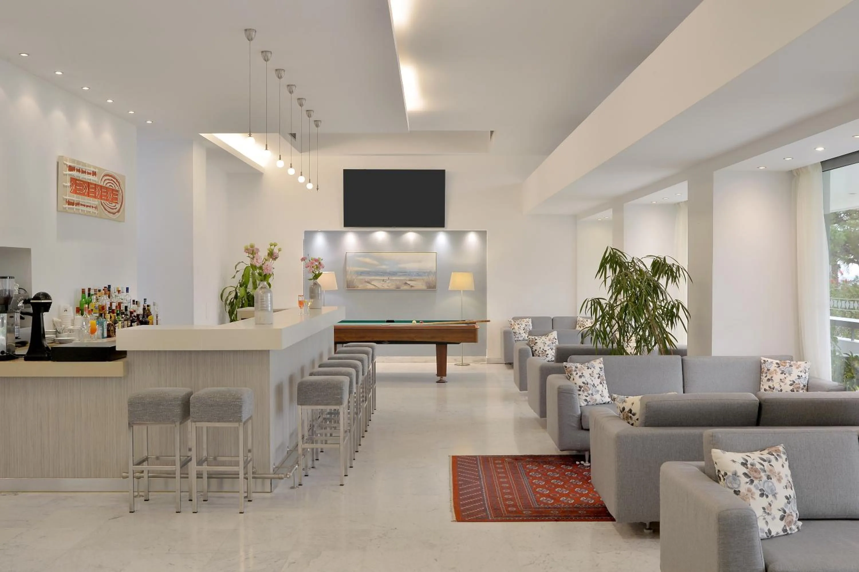 TV and multimedia in Airotel Achaia Beach